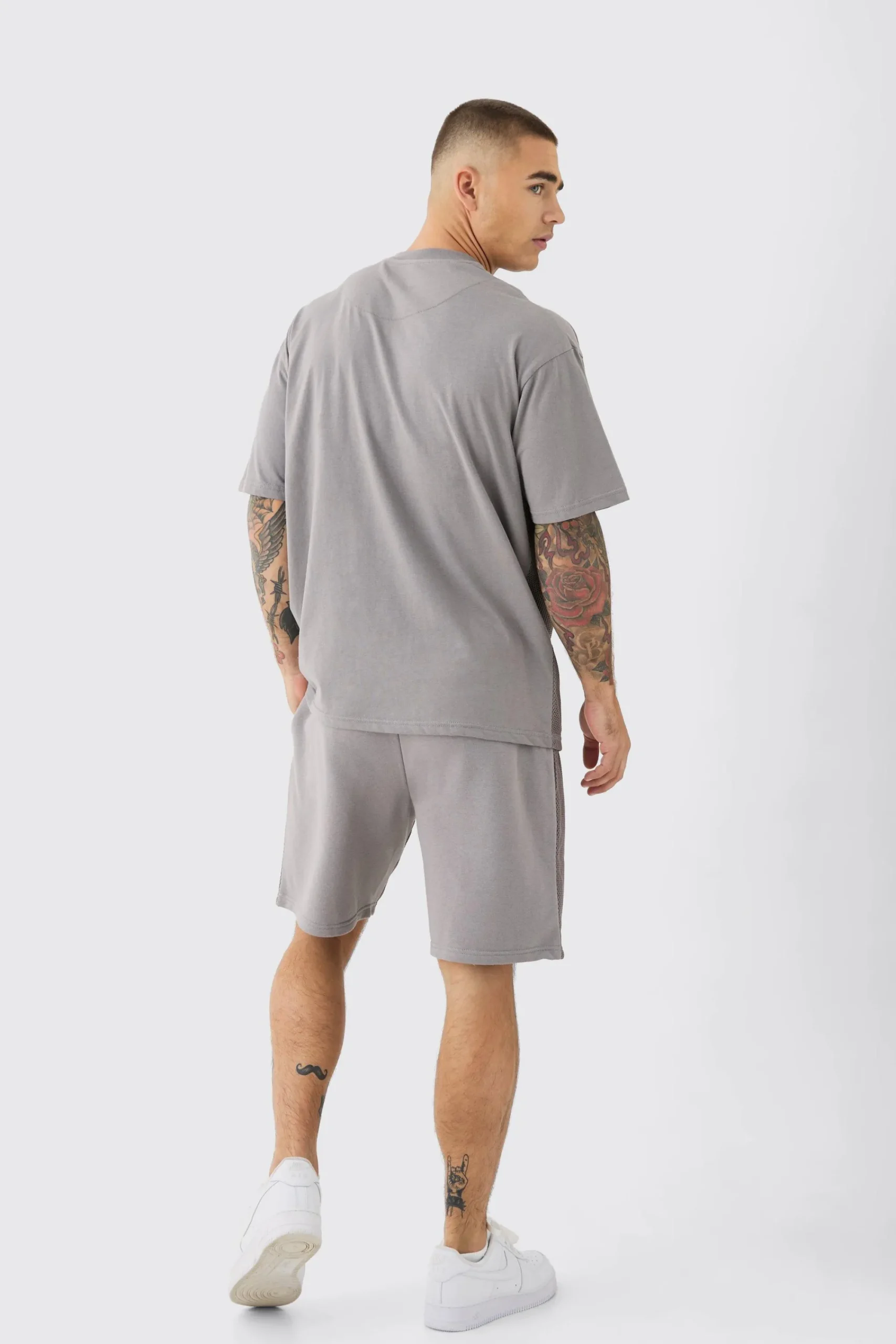 Oversized Mesh 13 T-shirt | UK^boohooMAN