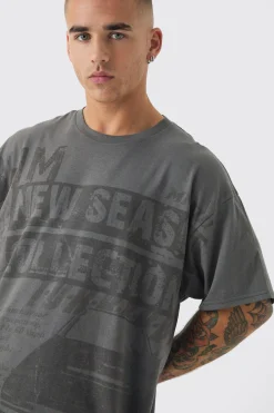 Oversized Newspaper Vintage Washed Graphic T-shirt | UK^boohooMAN