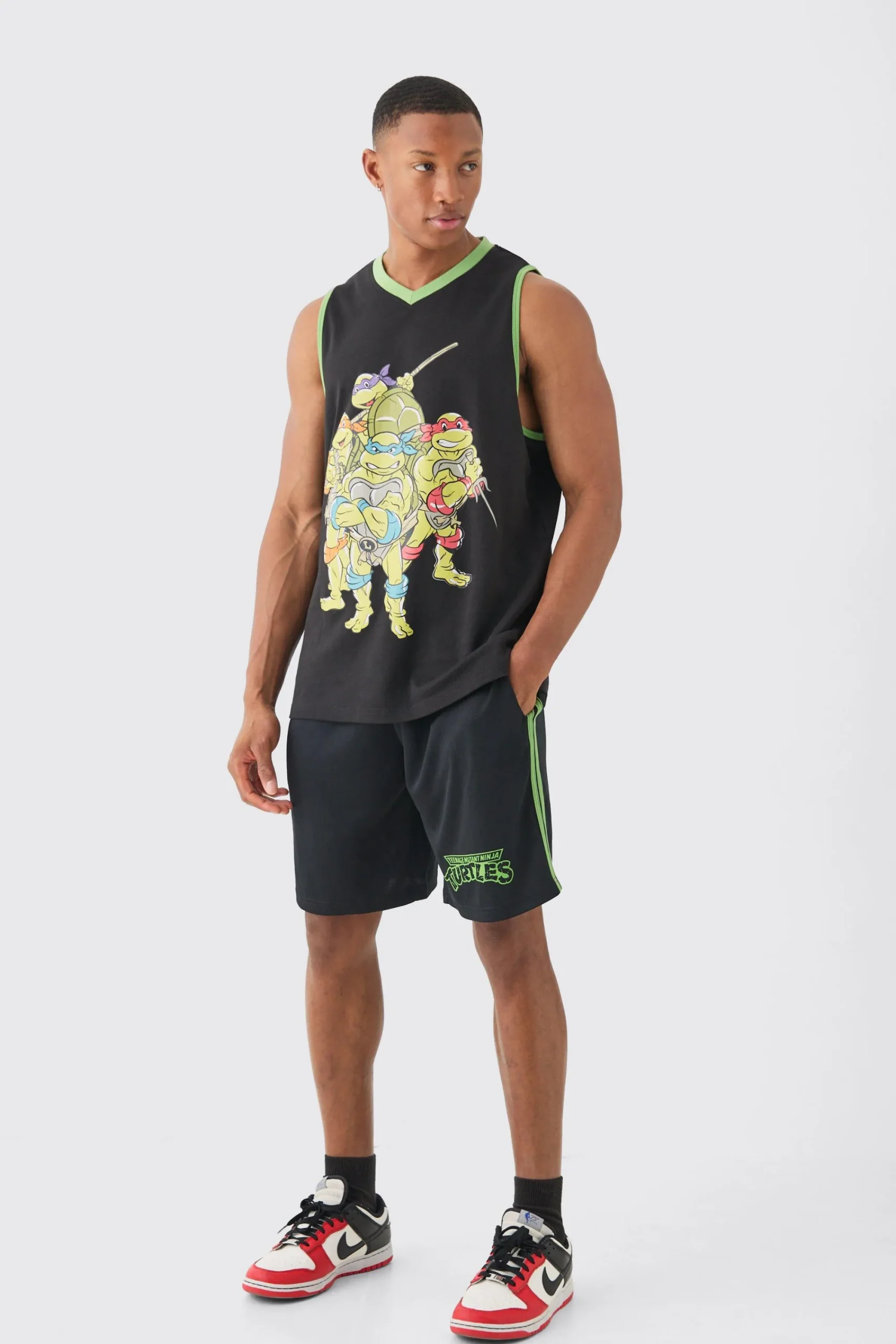 boohooMAN Oversized Ninja Turtles License Vest And Mesh Short Set | UK| Sets & Co-Ords|Tracksuits