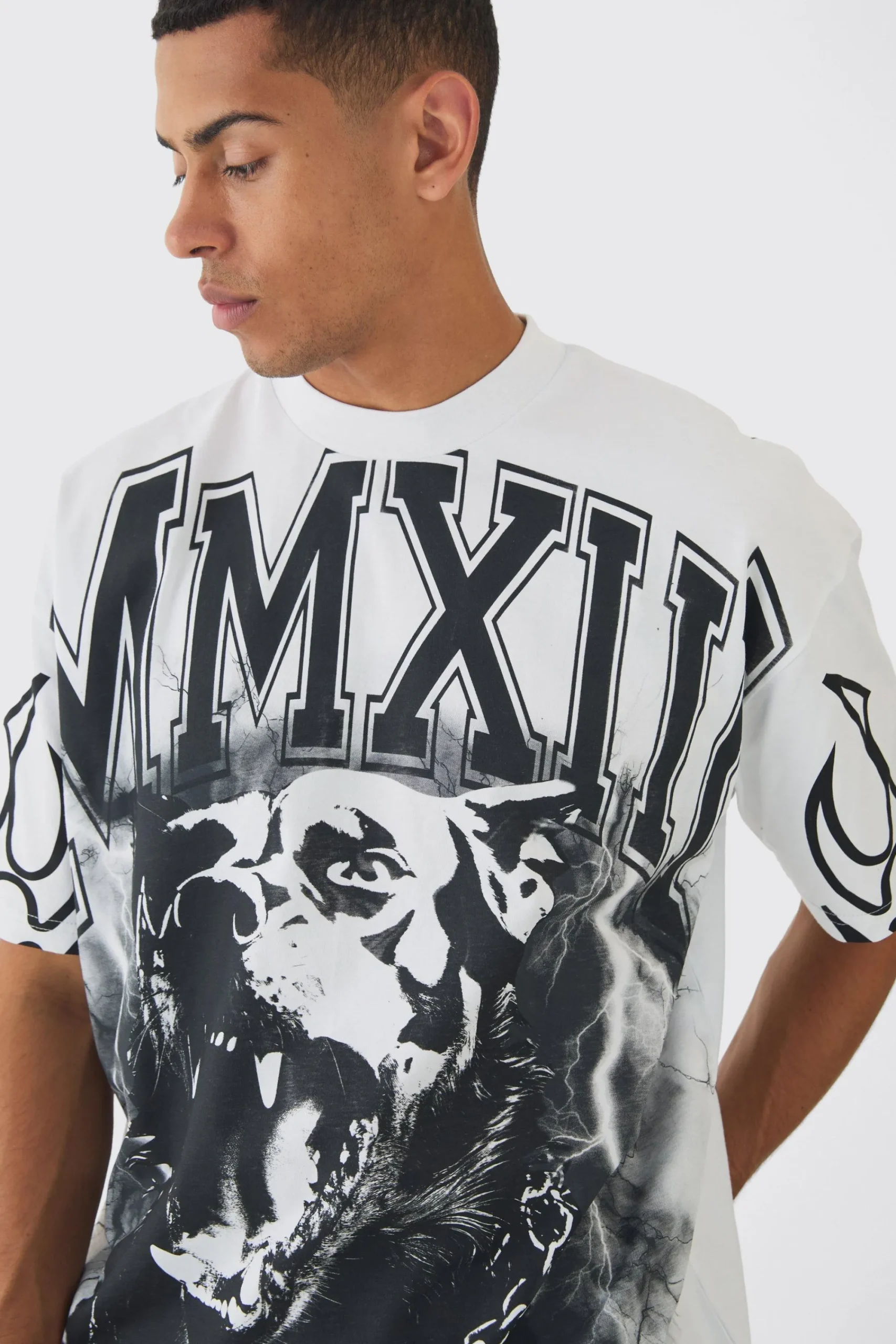 Oversized Over Seams Rottweiler Lightning Graphic T-Shirt | UK^boohooMAN Online