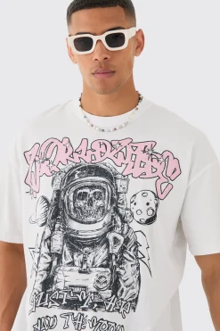 Oversized Skull Astronaut Graphic T-shirt | UK^boohooMAN Outlet