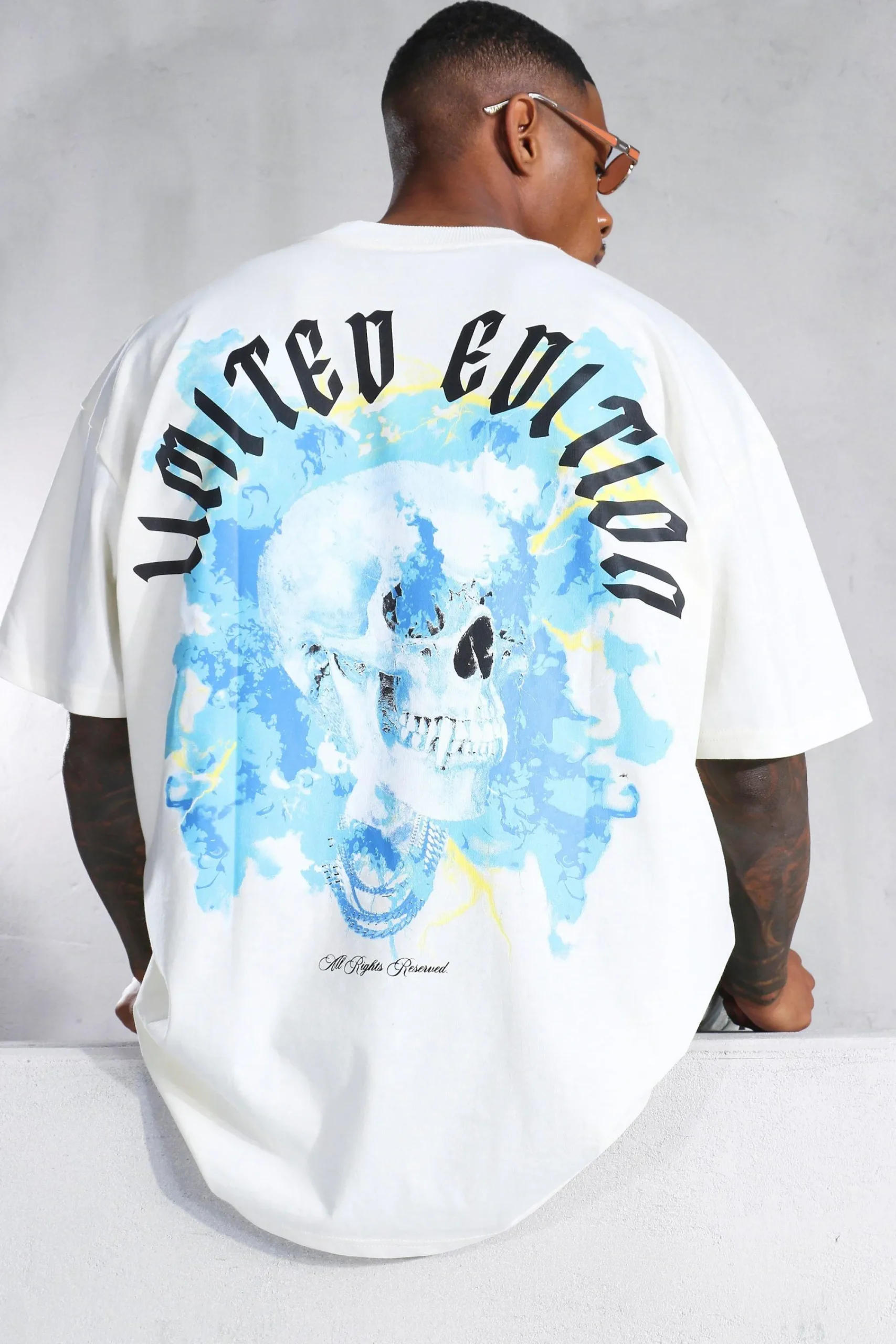 Oversized Skull Graphic Extended Neck T-shirt | UK^boohooMAN Discount