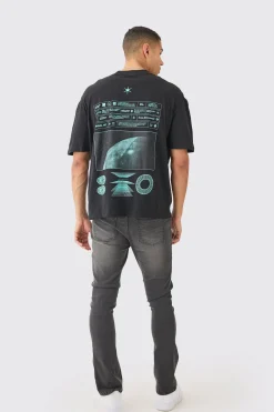Oversized Space Graphic T-shirt | UK^boohooMAN Online