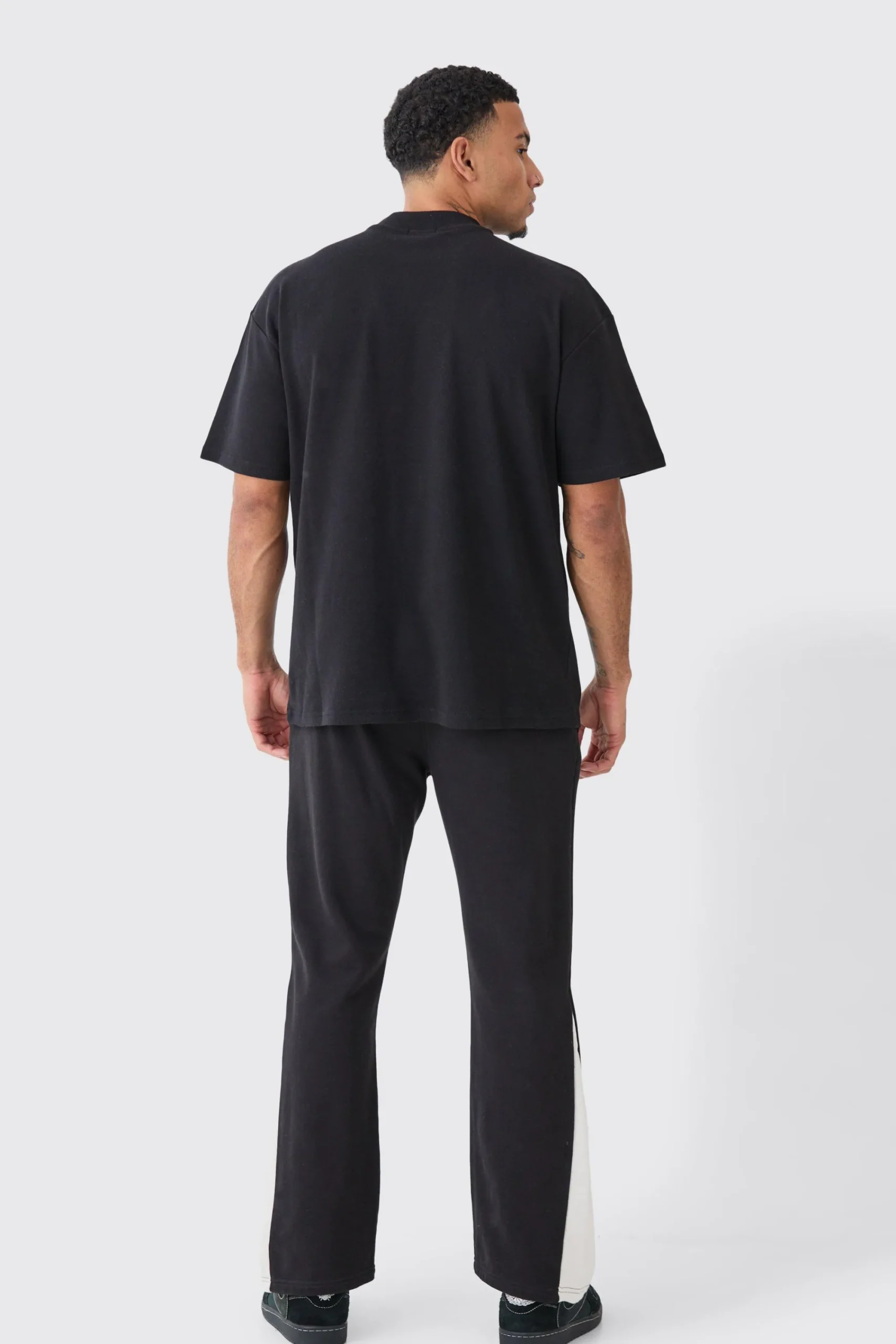 Oversized Star T-shirt | UK^boohooMAN Online