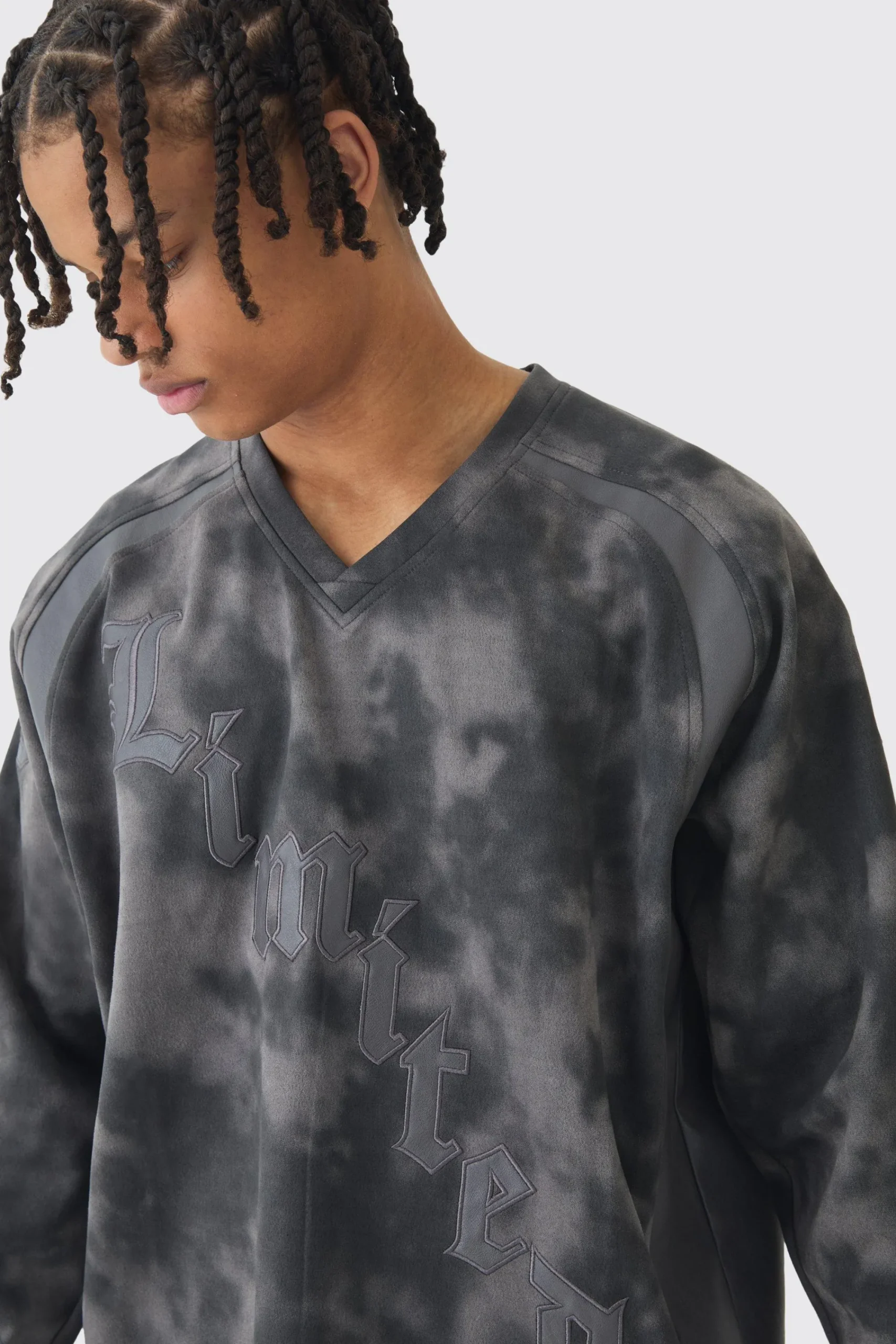 Oversized Suede And PU Applique Varsity Long Sleeve T-Shirt | UK^boohooMAN