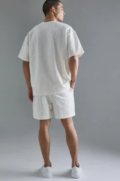 Oversized Textured Stripe T-shirt | UK^boohooMAN