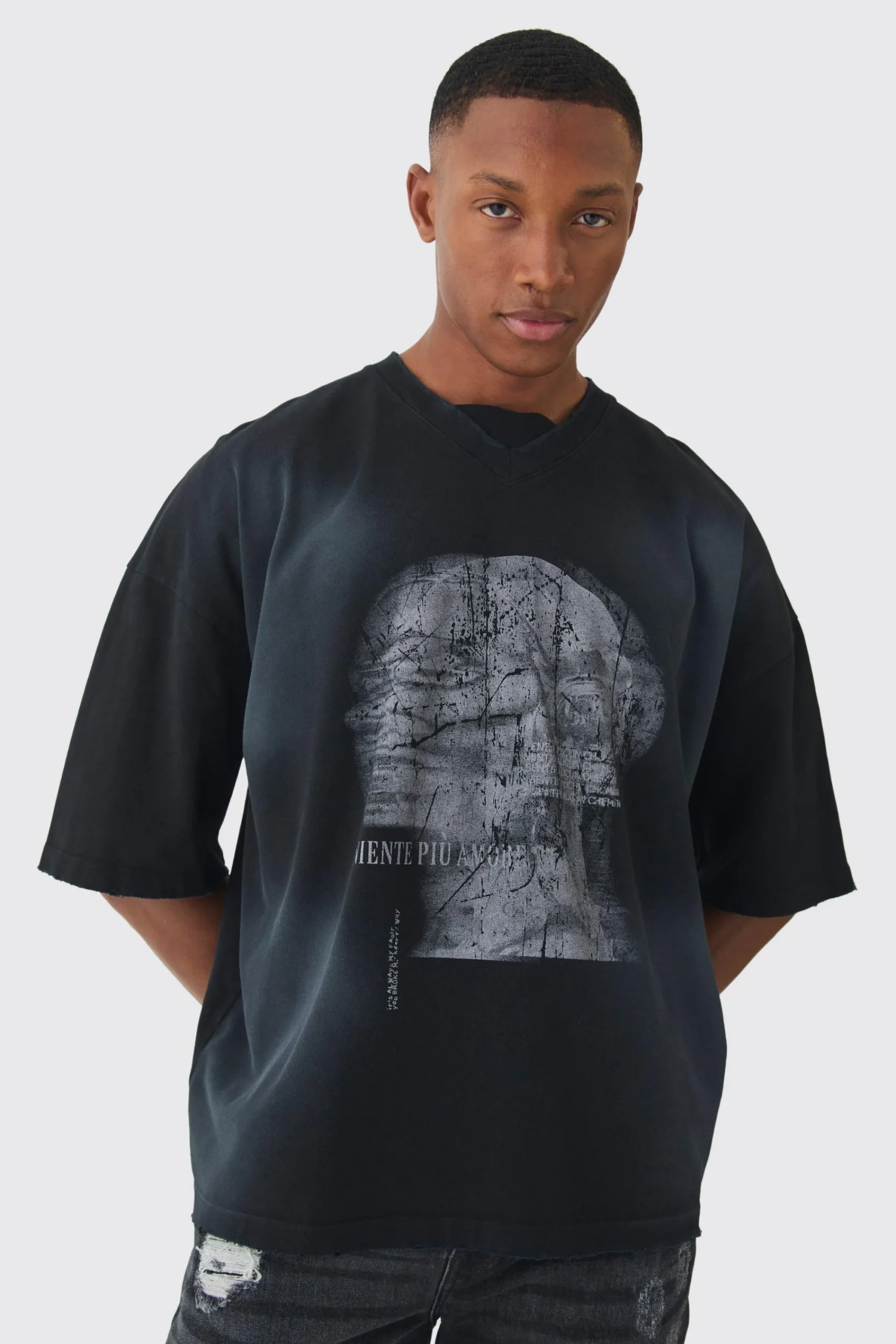 Oversized V Neck Dropped Shoulder Washed & Printed T-shirt | UK^boohooMAN New