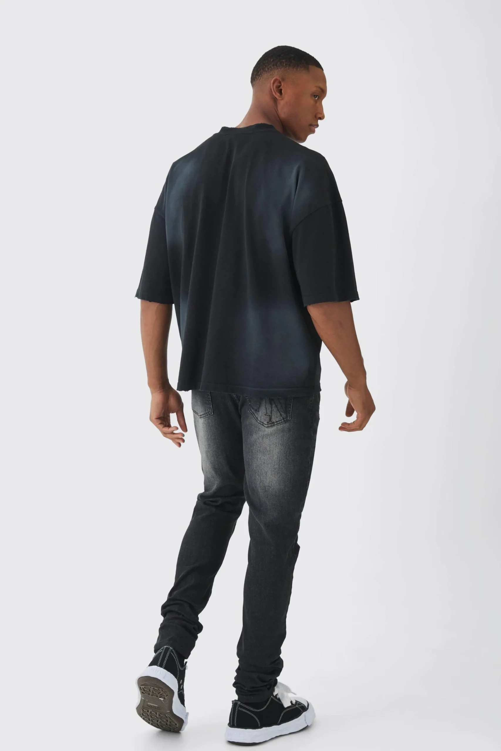 Oversized V Neck Dropped Shoulder Washed & Printed T-shirt | UK^boohooMAN New