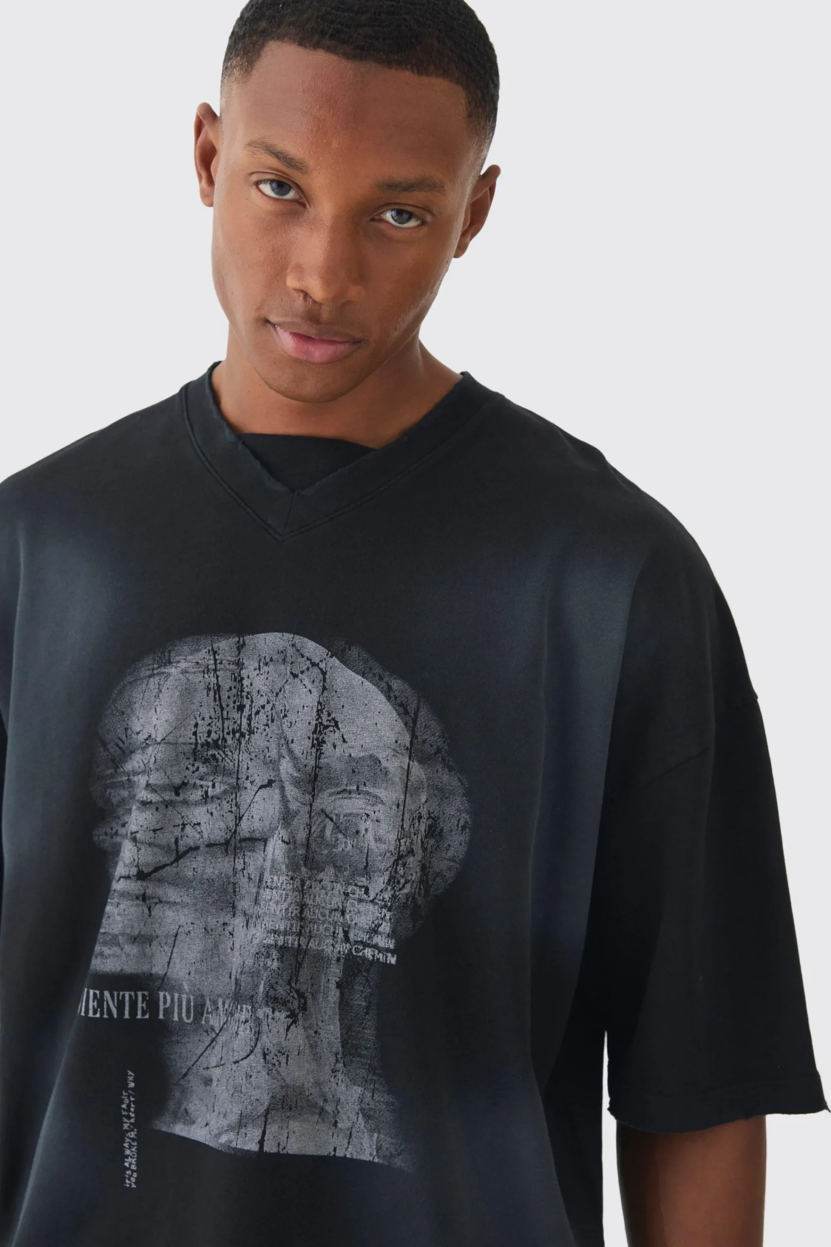 Oversized V Neck Dropped Shoulder Washed & Printed T-shirt | UK^boohooMAN New