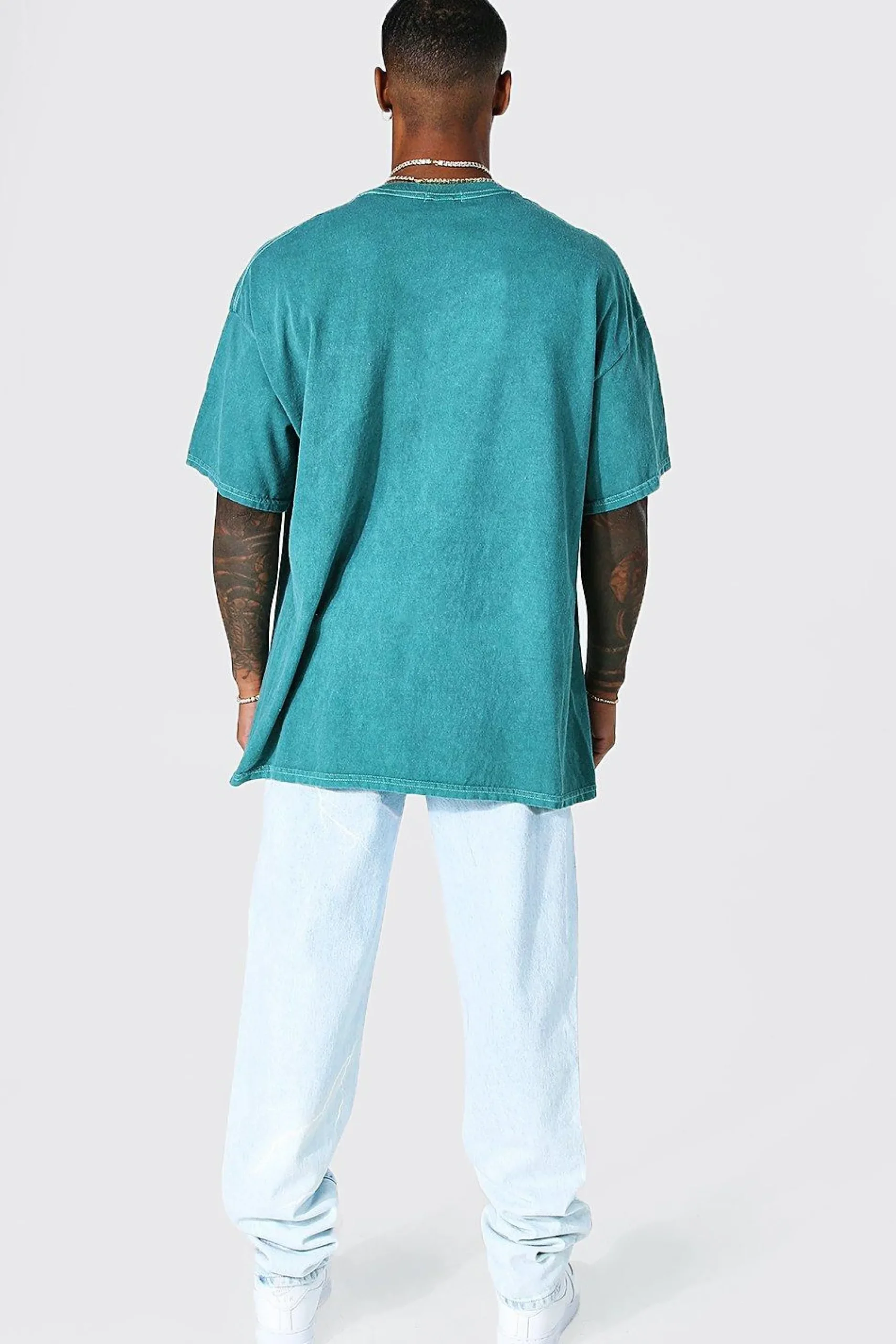 Oversized Washed Dove Graphic T-Shirt | UK^boohooMAN Outlet