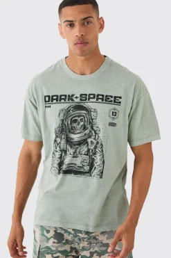 Oversized Washed Skeleton Astronaut Graphic T-shirt | UK^boohooMAN Outlet