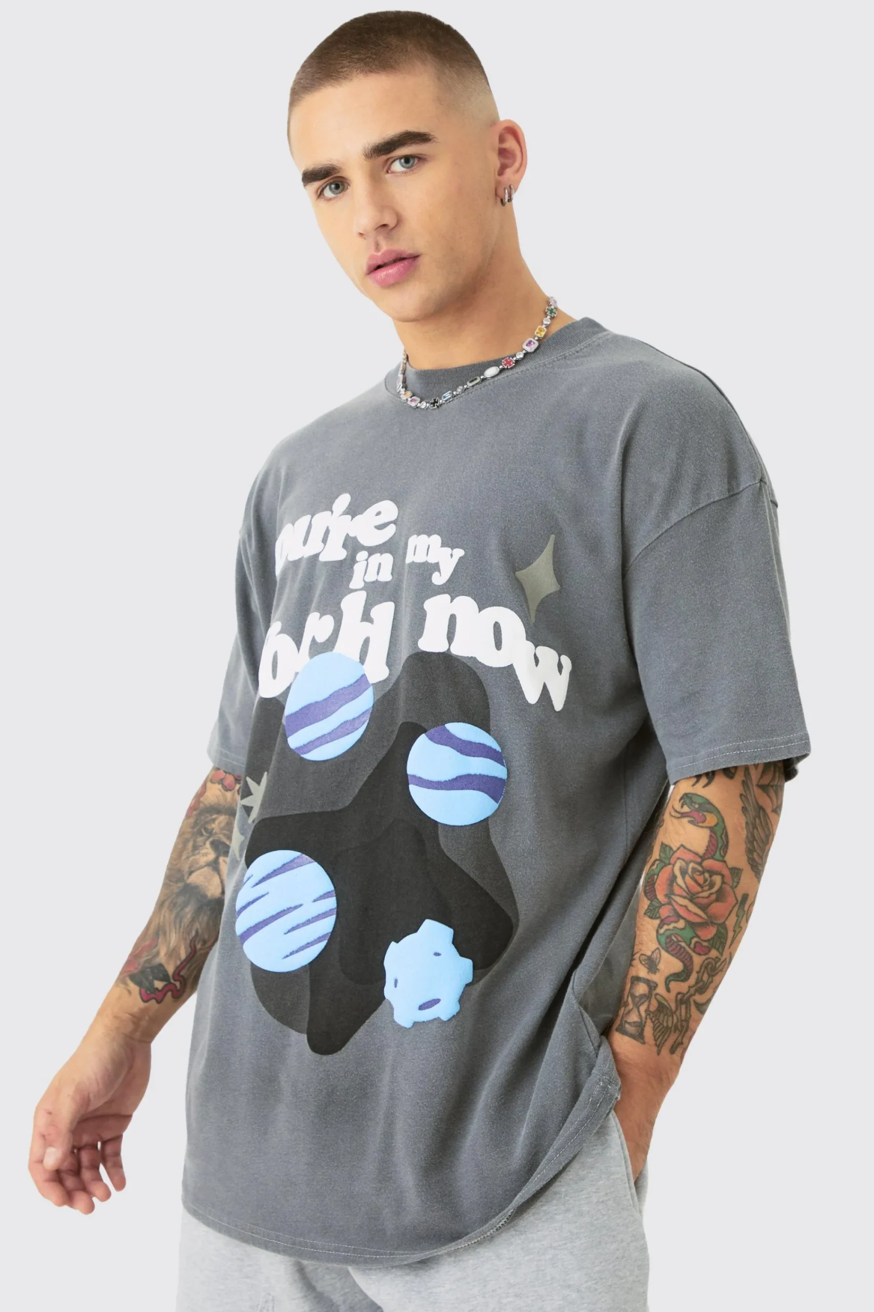 Oversized Washed Space Puff Print T-shirt | UK^boohooMAN Best