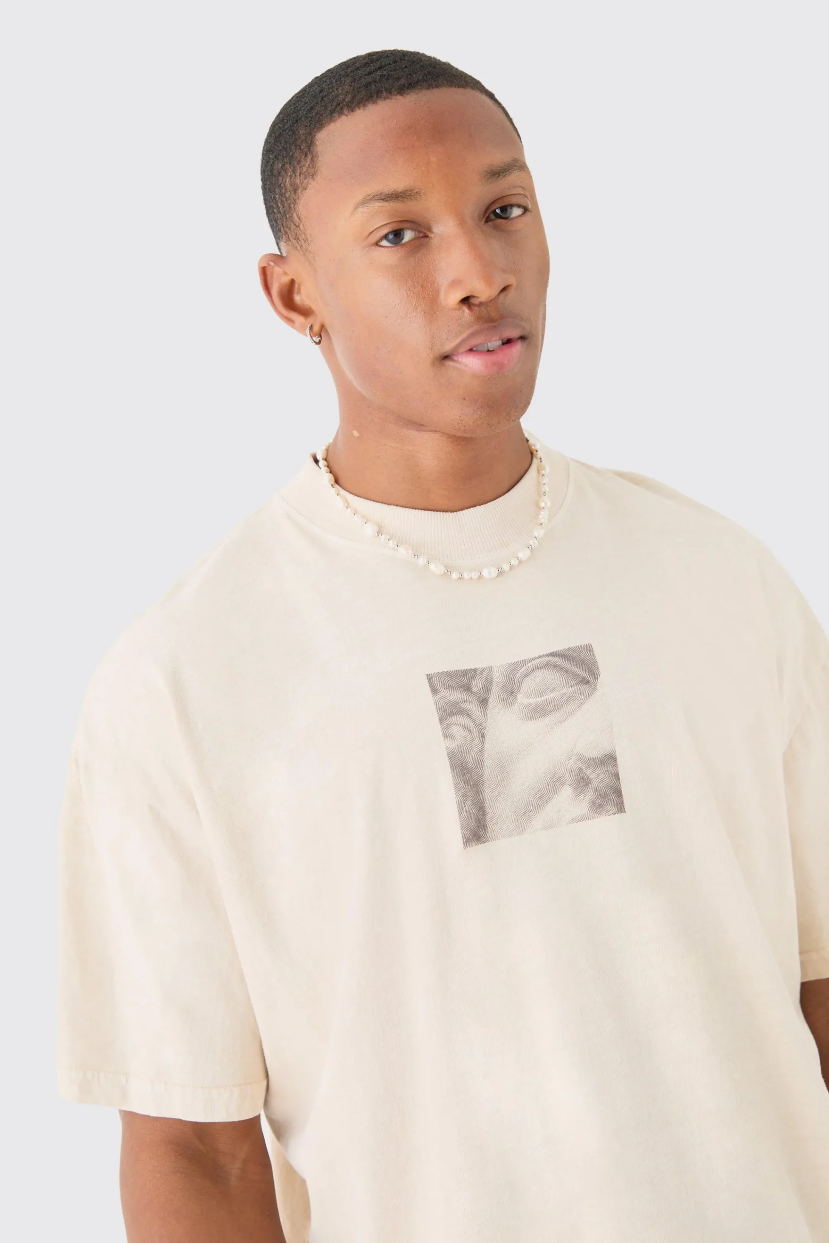 Oversized Washed Statue Print T-shirt | UK^boohooMAN New