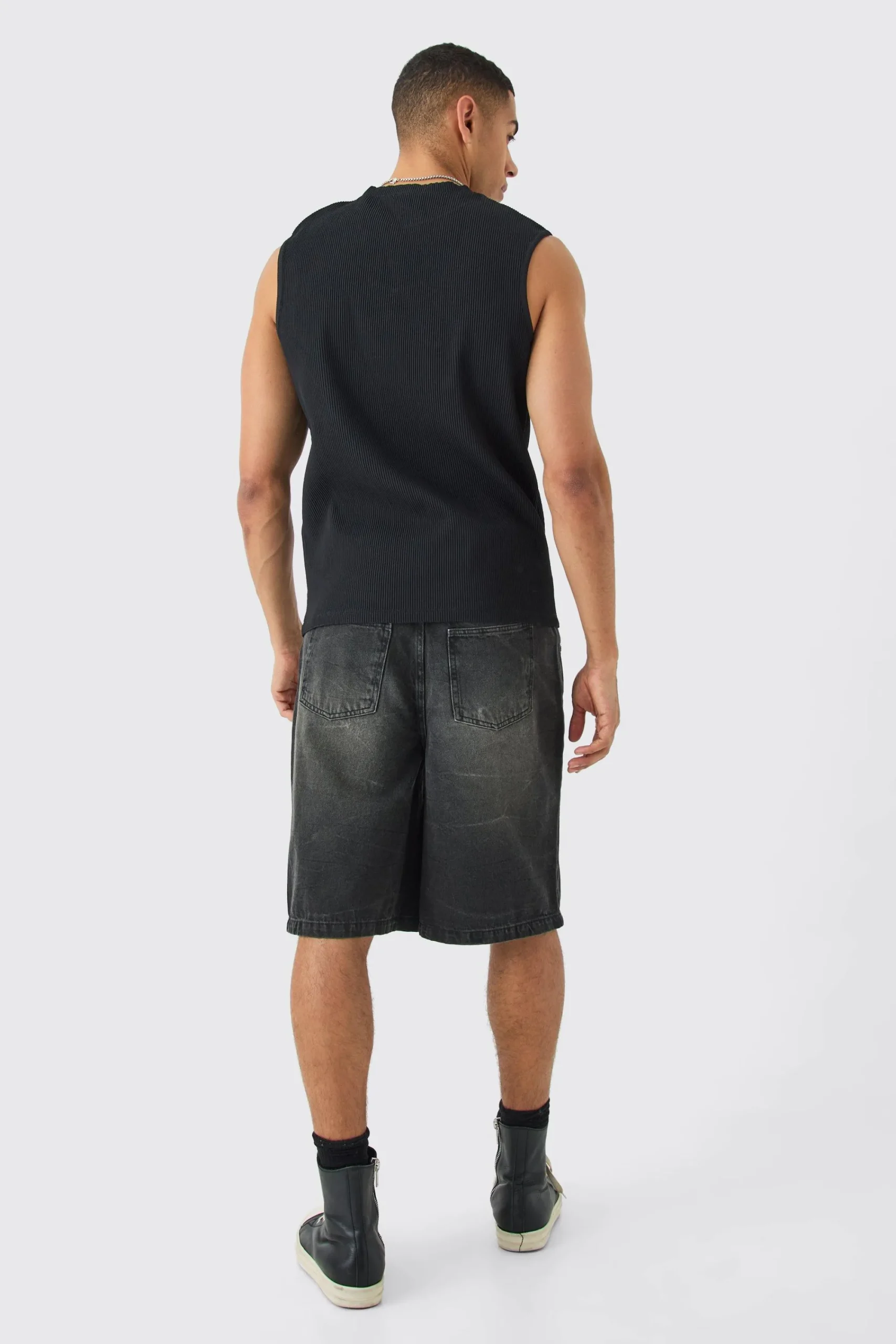 Pleated Sleeveless Tank | UK^boohooMAN Outlet