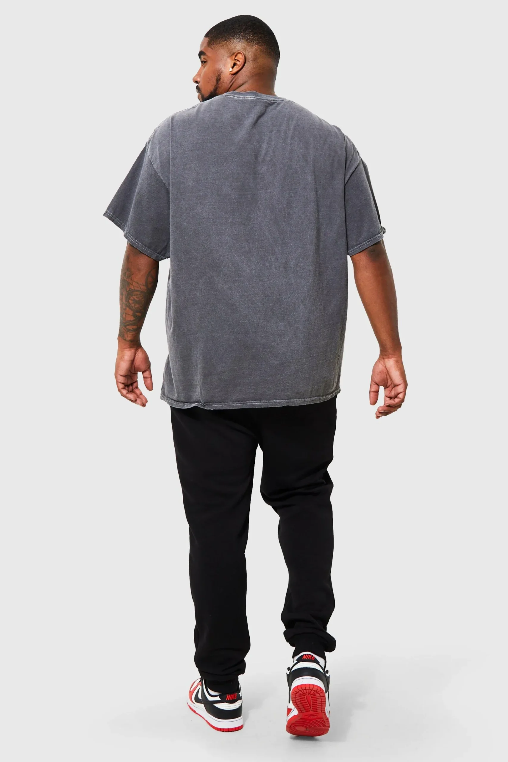 Plus Acid Wash Looney Tunes License T-shirt | UK^boohooMAN Outlet