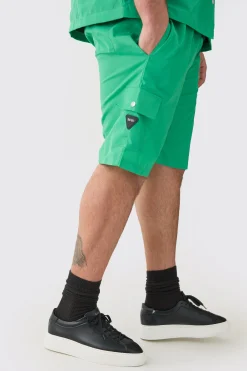 boohooMAN Plus Elasticated Waist Relaxed Nylon Man Cargo Short | UK| Shorts