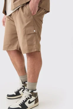 boohooMAN Plus Elasticated Waist Relaxed Nylon Man Cargo Short | UK| Shorts