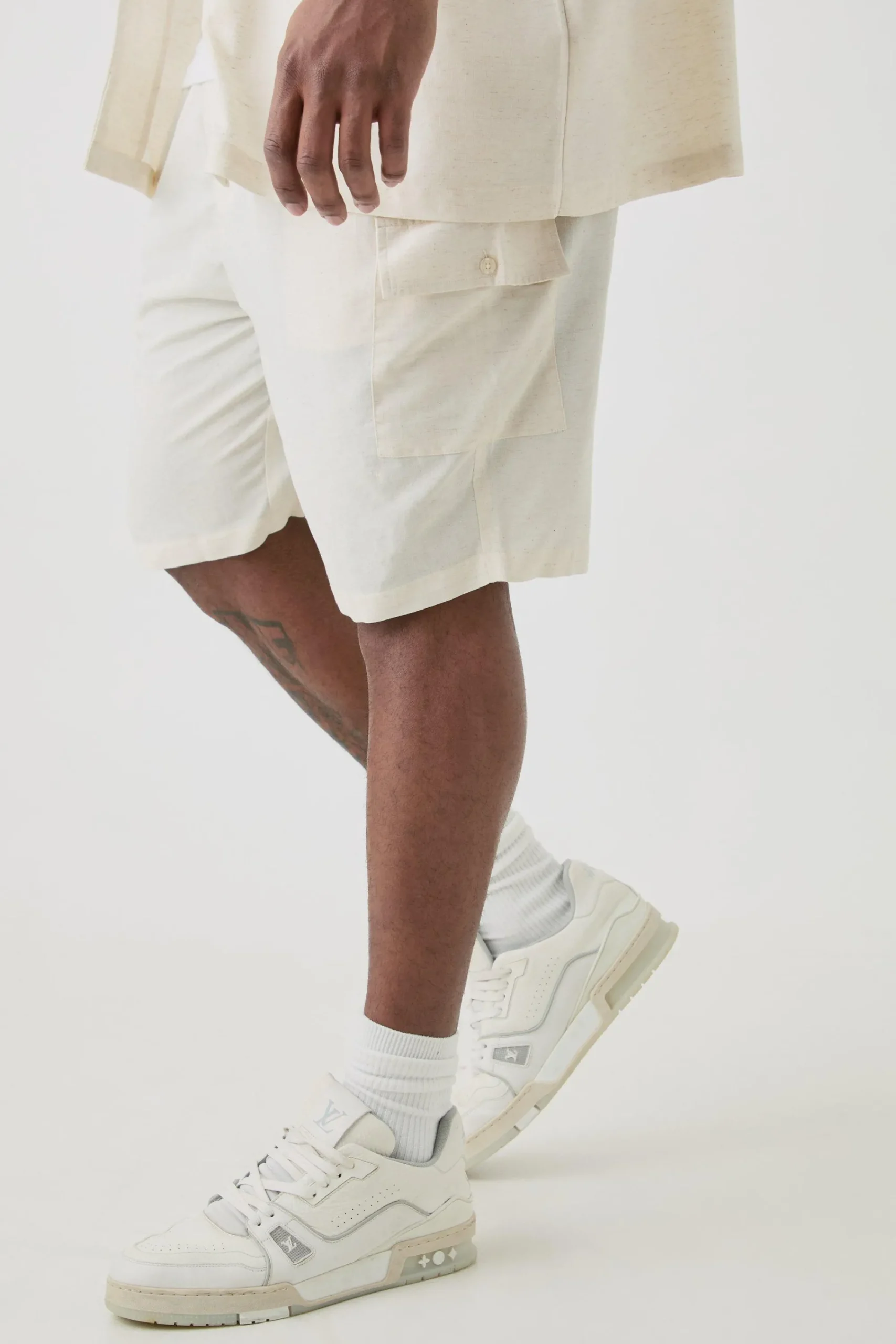 boohooMAN Plus Elasticated Waist Relaxed Linen Cargo Shorts In | UK| Shorts