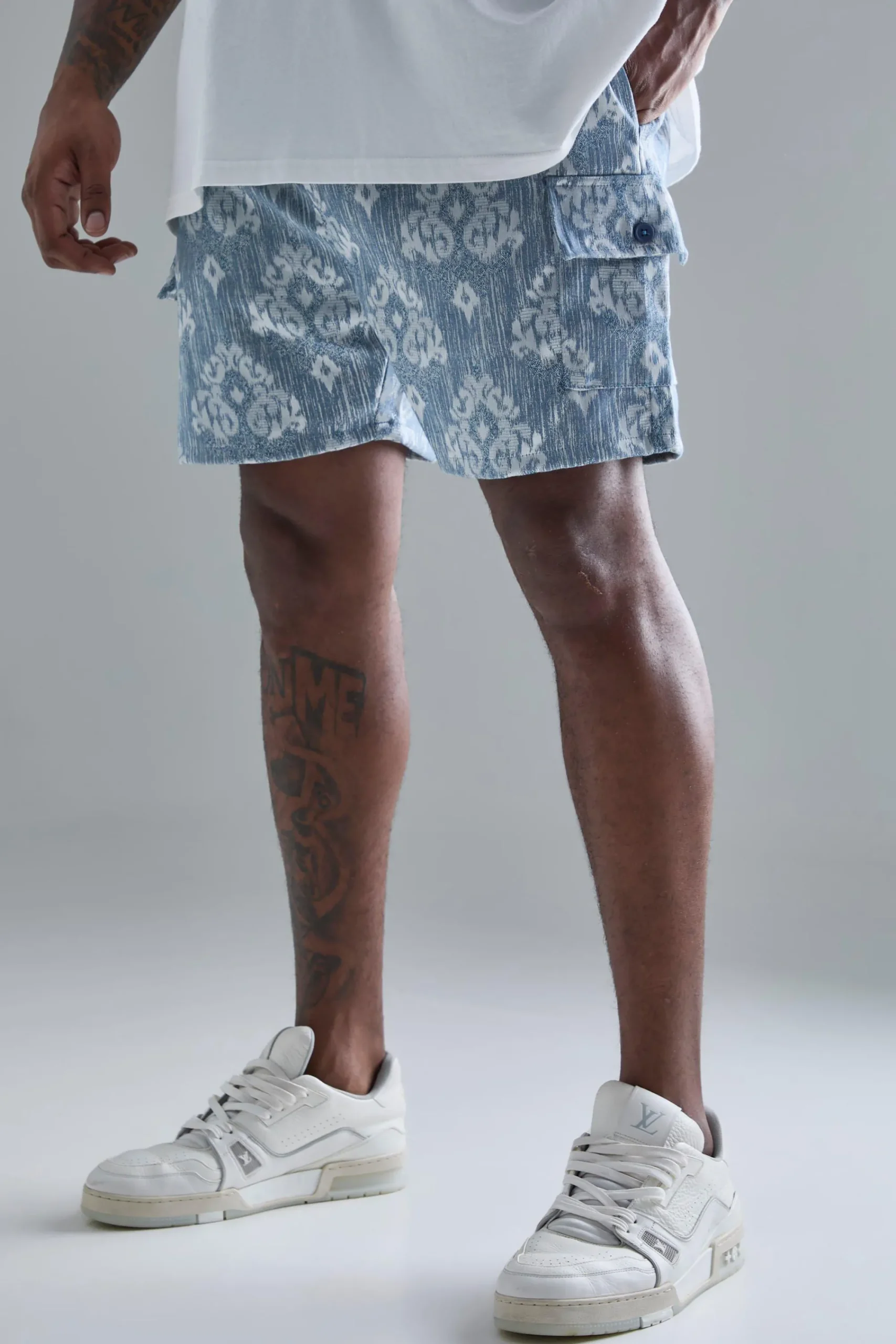 boohooMAN Plus Elasticated Waist Textured Cargo Short In | UK| Shorts