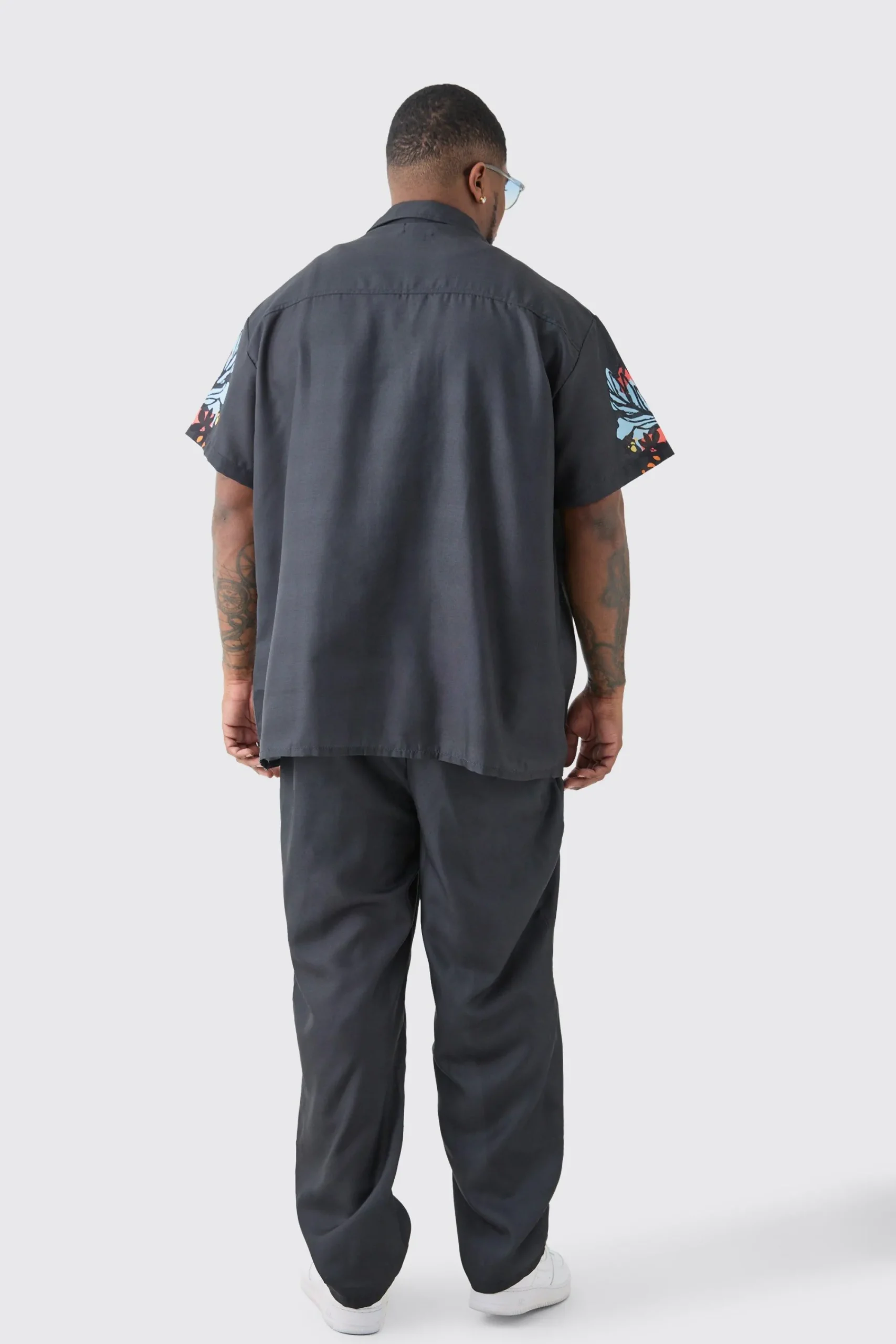 boohooMAN Plus Linen Look Floral Hem Shirt & Trouser Set | UK| Sets & Co-Ords|Tracksuits