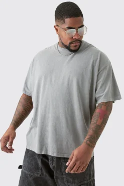 Plus Monaco Moto Back Print Graphic T-shirt In | UK^boohooMAN New