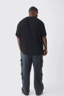 Plus OFCL Lips Printed T-shirt In | UK^boohooMAN