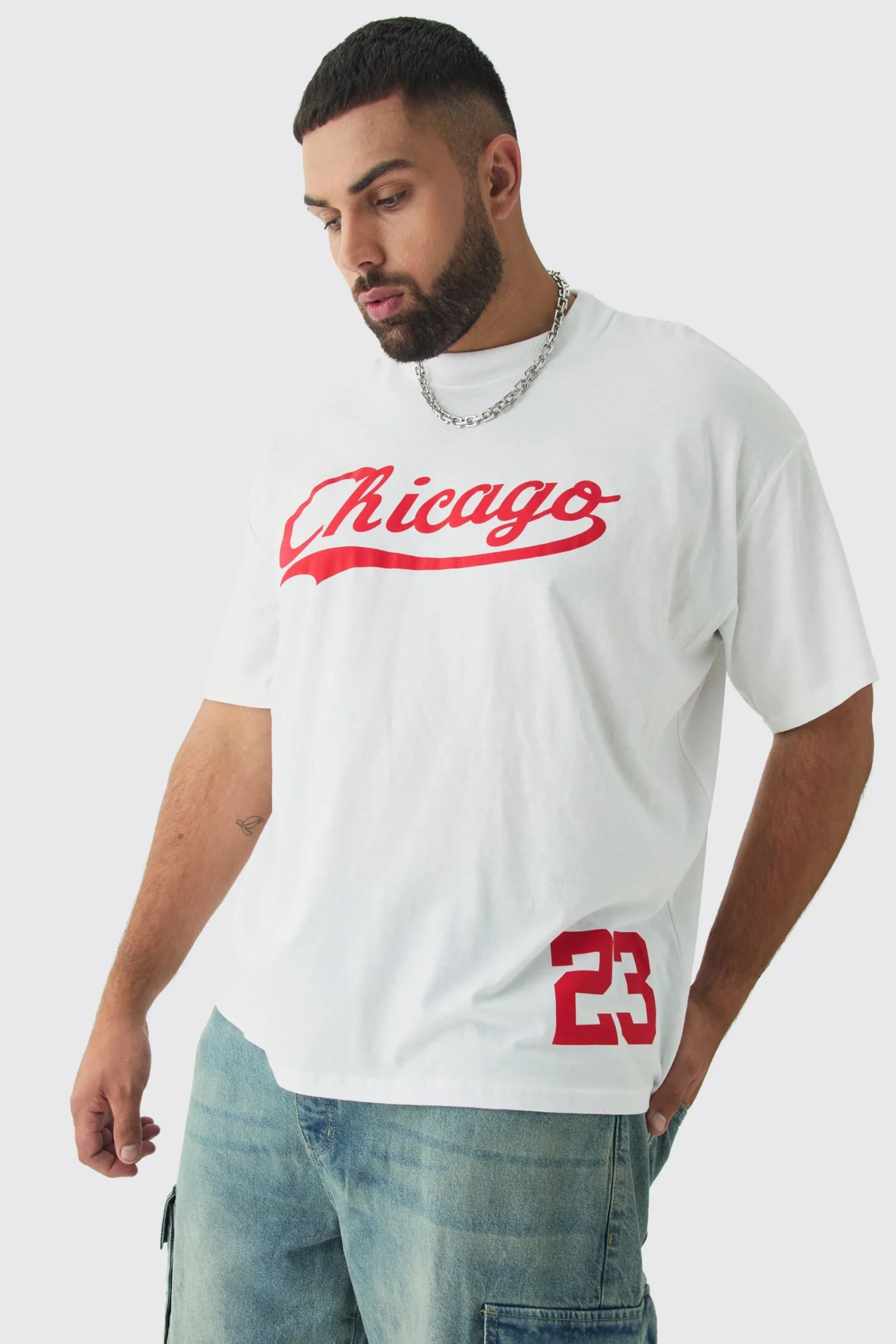Plus Oversized Chicago Varsity Print T-shirt | UK^boohooMAN Best