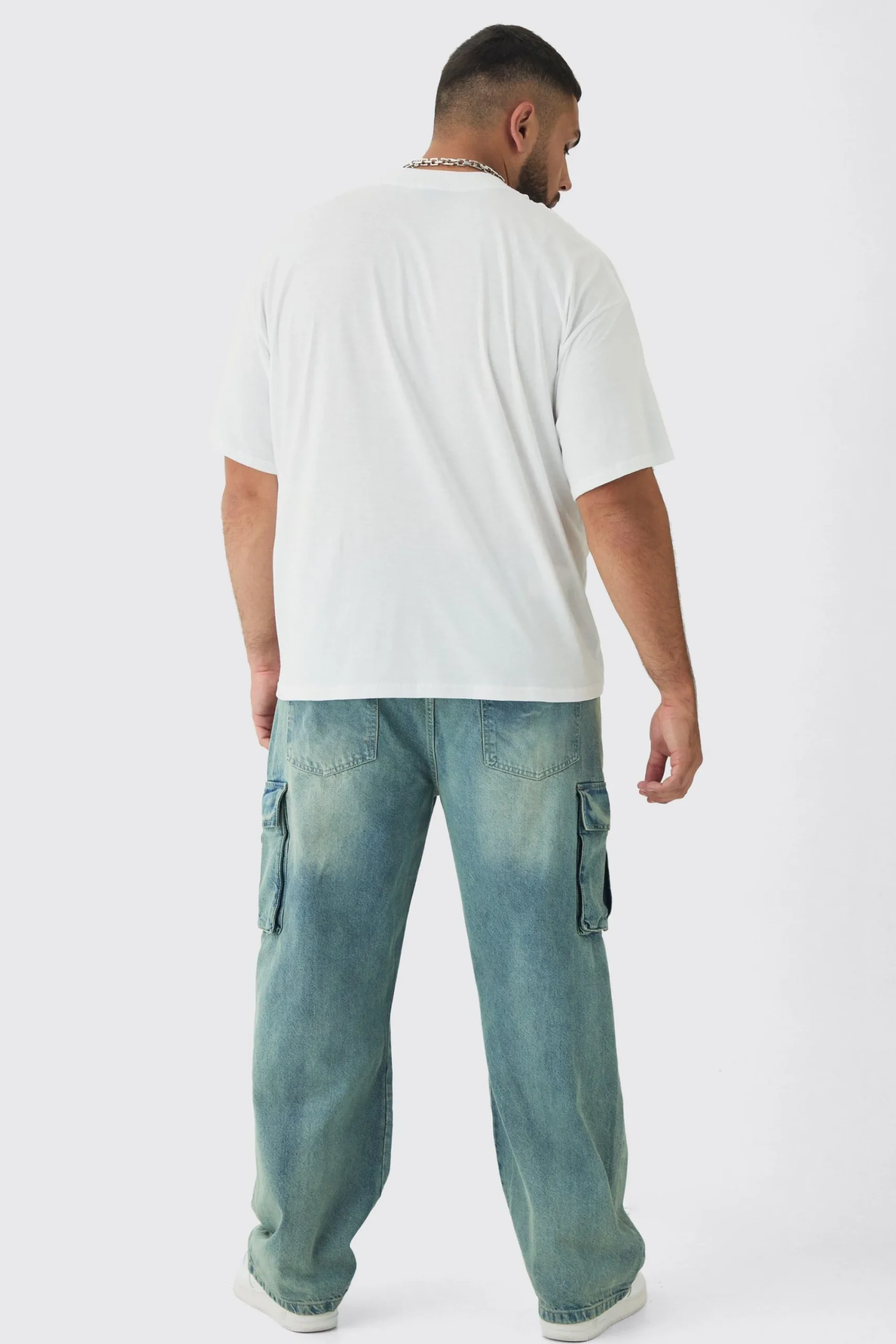 Plus Oversized Chicago Varsity Print T-shirt | UK^boohooMAN Best