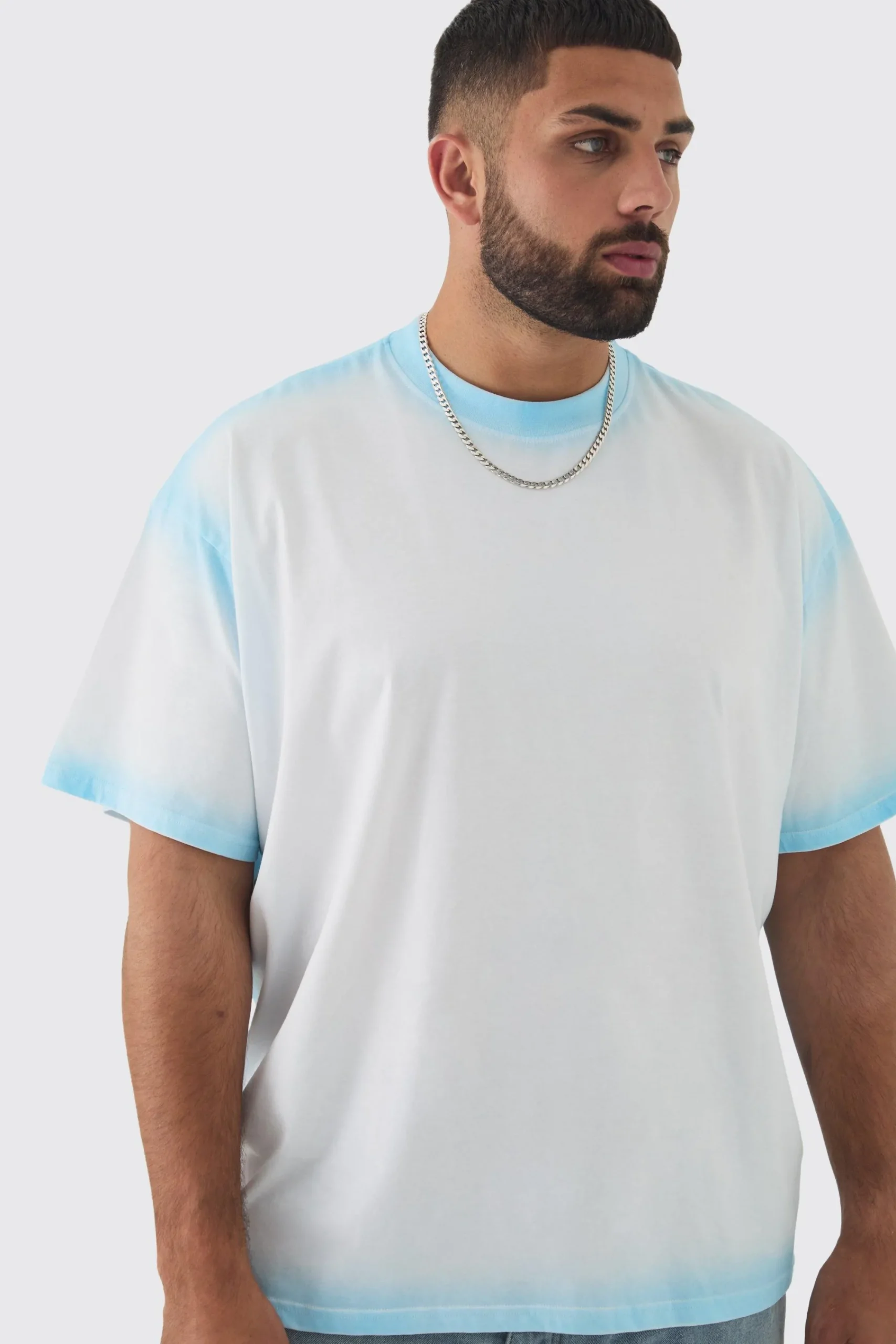 Plus Oversized Extended Neck Spray Wash T-shirt | UK^boohooMAN Clearance