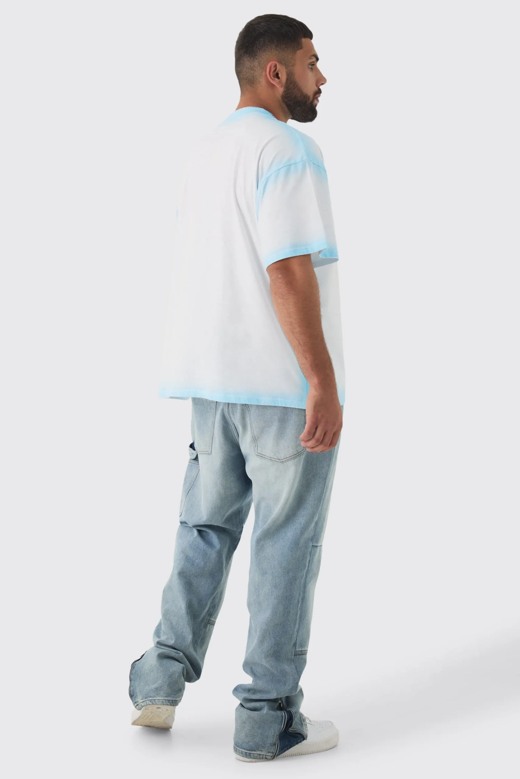 Plus Oversized Extended Neck Spray Wash T-shirt | UK^boohooMAN Clearance