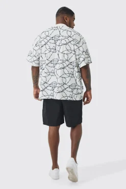 Plus Oversized Extended Neck Barbwire Graphic T-shirt | UK^boohooMAN New