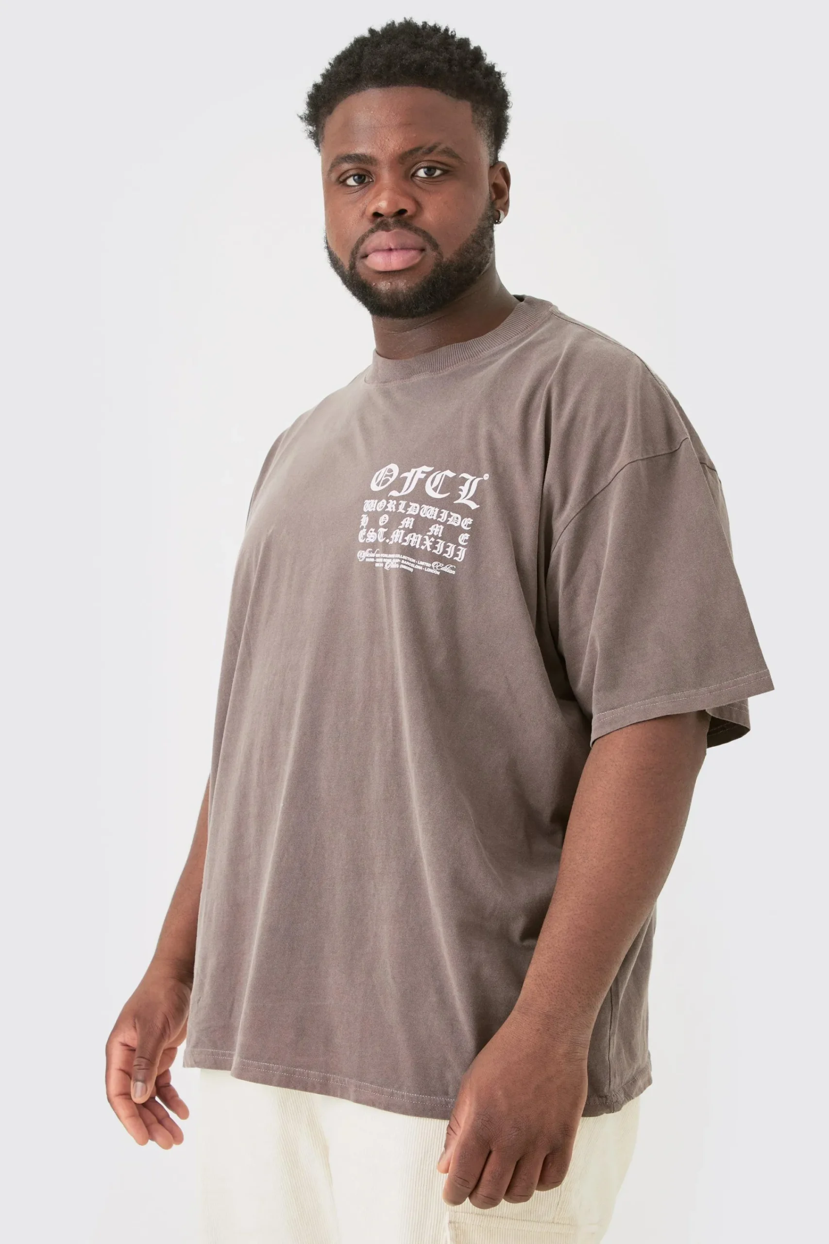 Plus Oversized Extended Neck Washed T-shirt | UK^boohooMAN Outlet