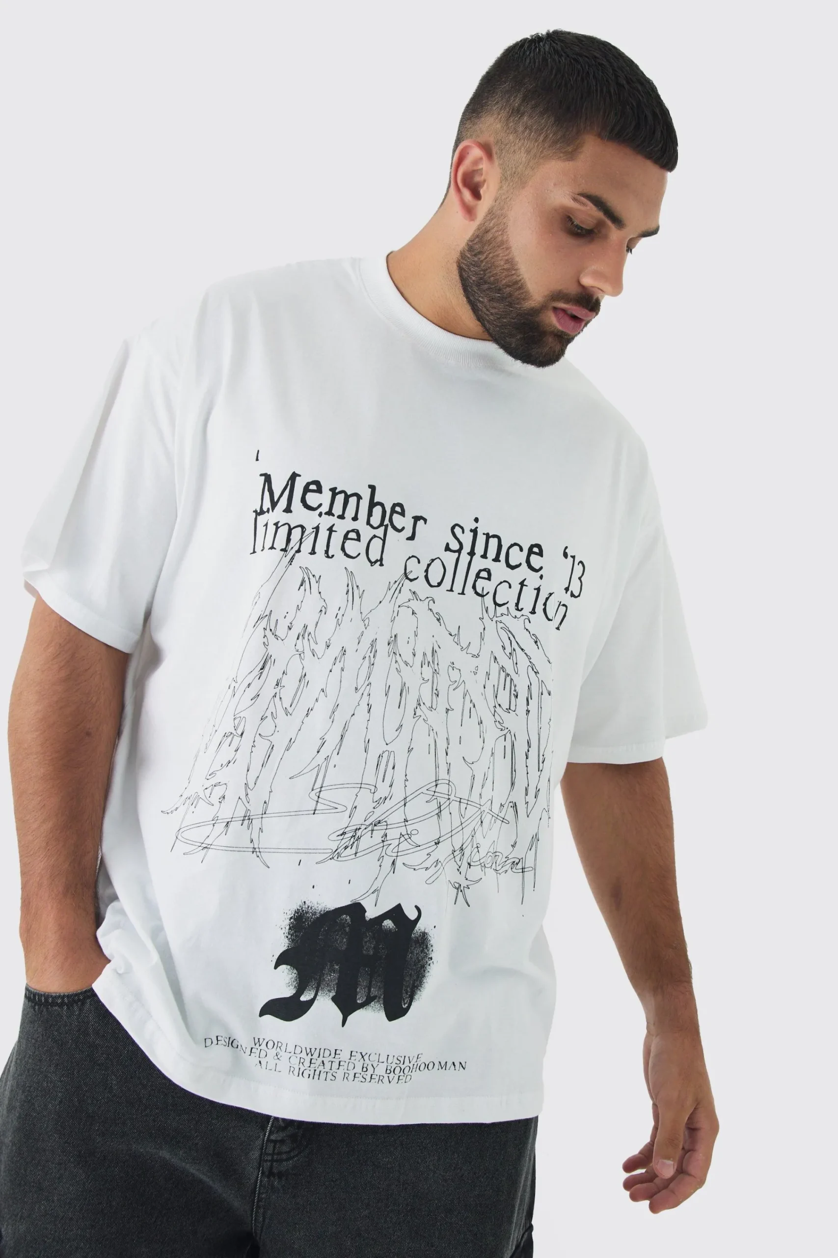 Plus Oversized Extended Neck Limited Print T-shirt | UK^boohooMAN Online