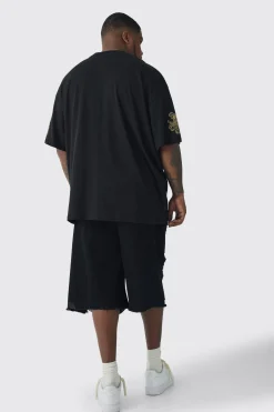 Plus Oversized Extended Neck Official Man Baroque Print T-Shirt | UK^boohooMAN