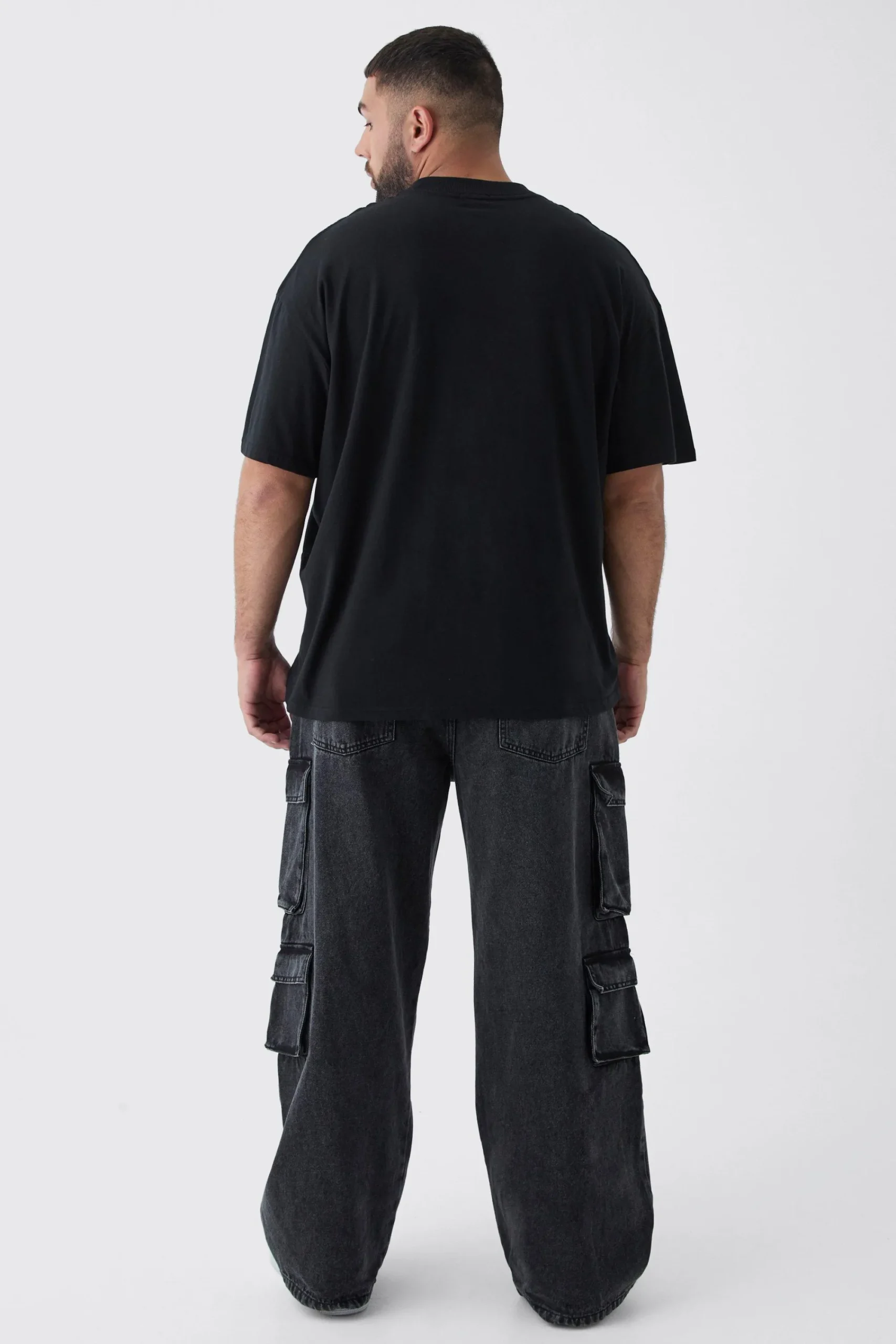 Plus Oversized Extended Neck Limited Edition Print T-Shirt | UK^boohooMAN New