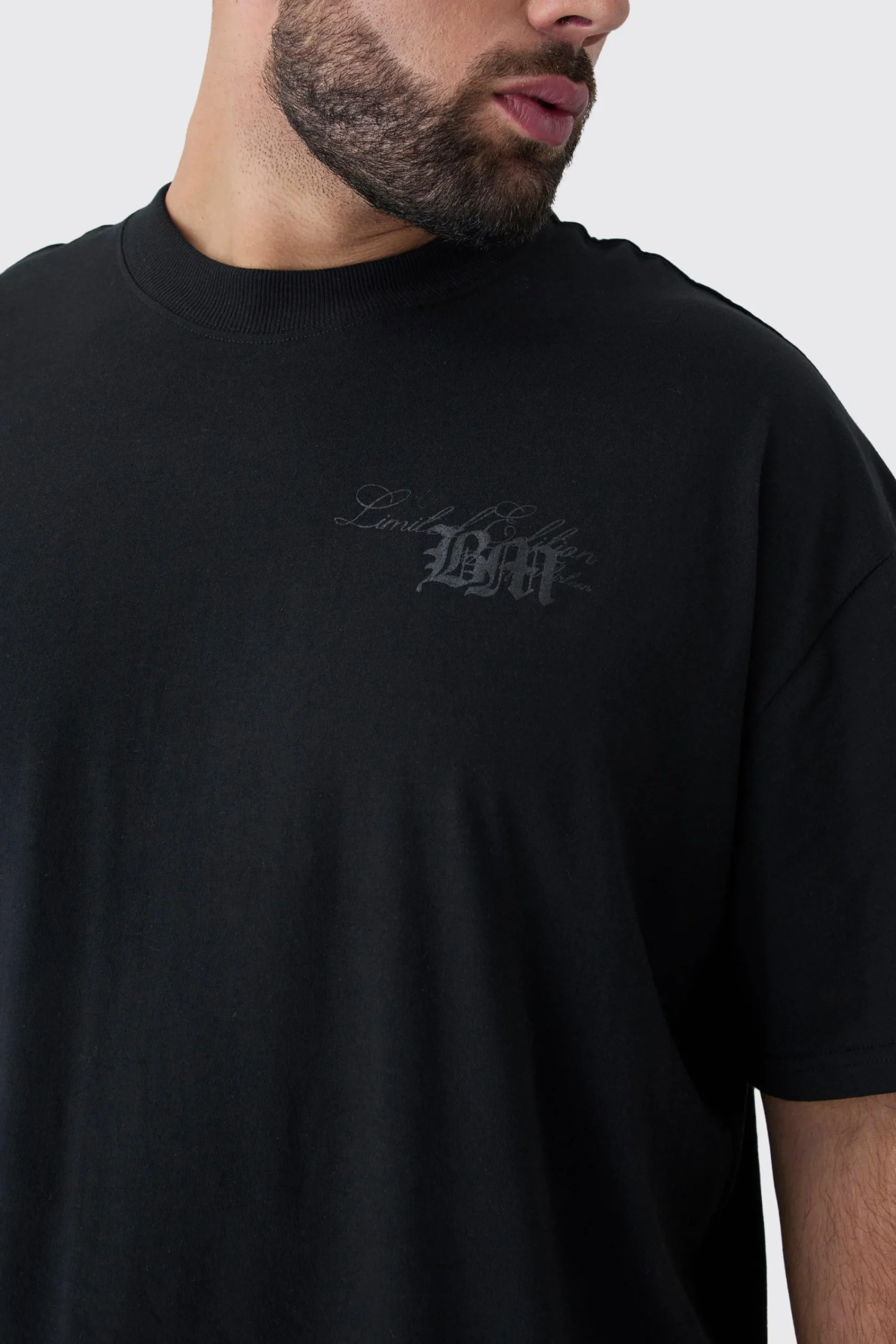 Plus Oversized Extended Neck Limited Edition Print T-Shirt | UK^boohooMAN New
