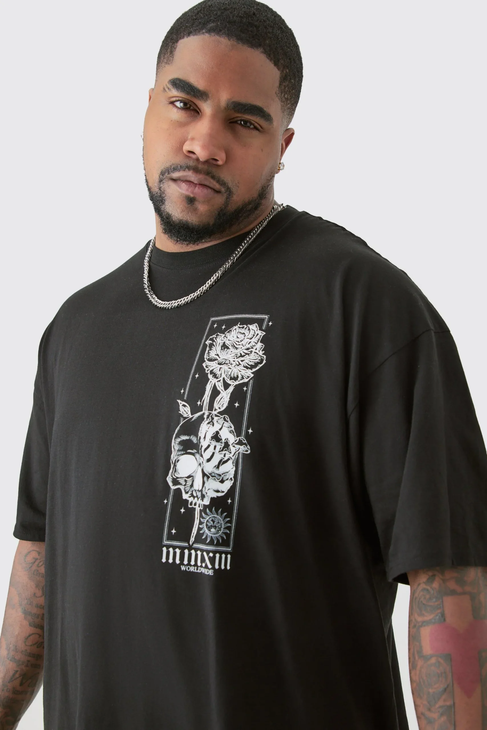 Plus Oversized Floral Graphic T-shirt | UK^boohooMAN