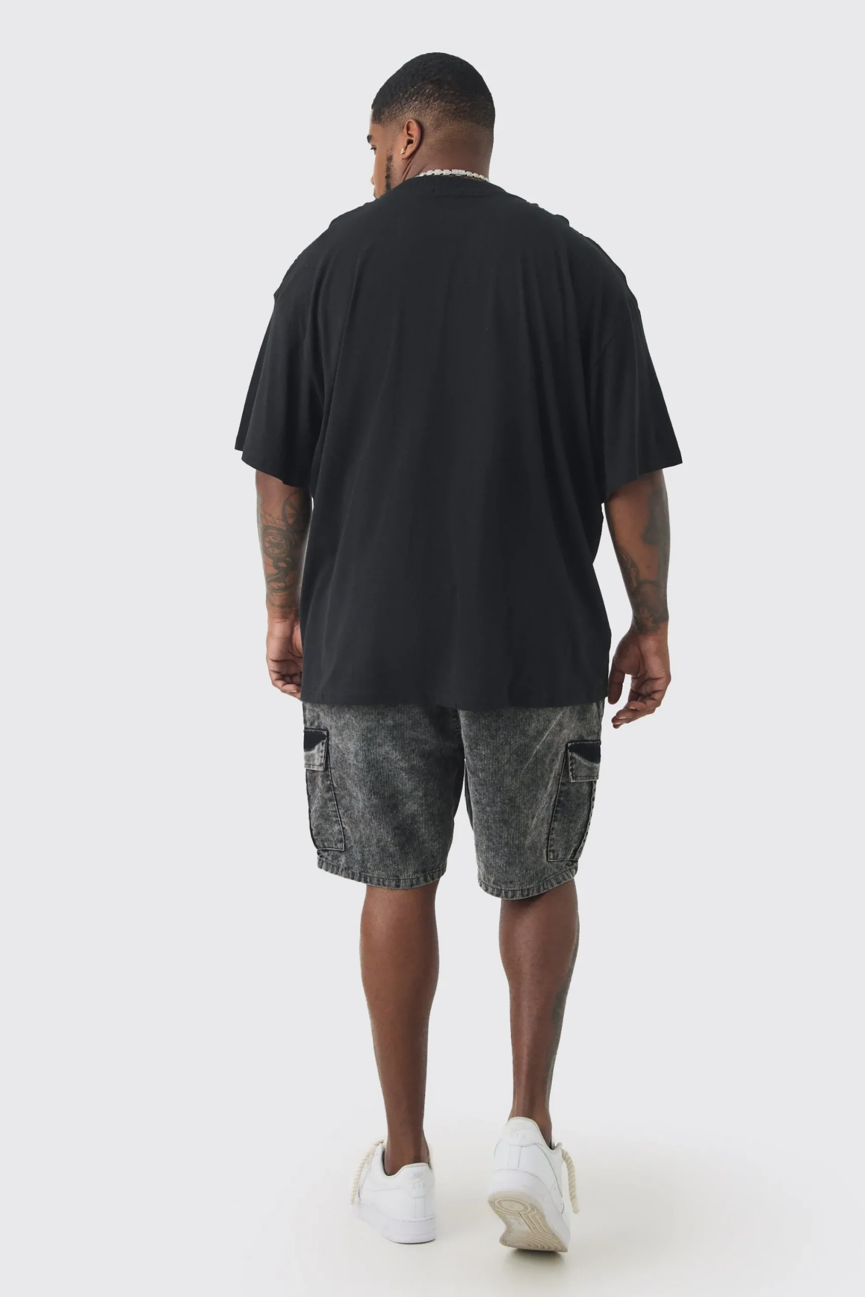 Plus Oversized Floral Mask T-shirt | UK^boohooMAN Outlet