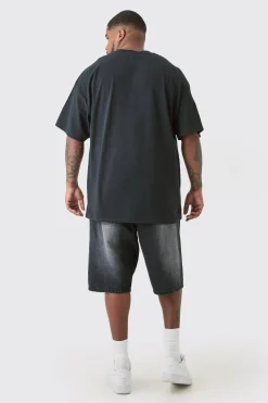 Plus Oversized Mickey Mouse License T-shirt In | UK^boohooMAN New