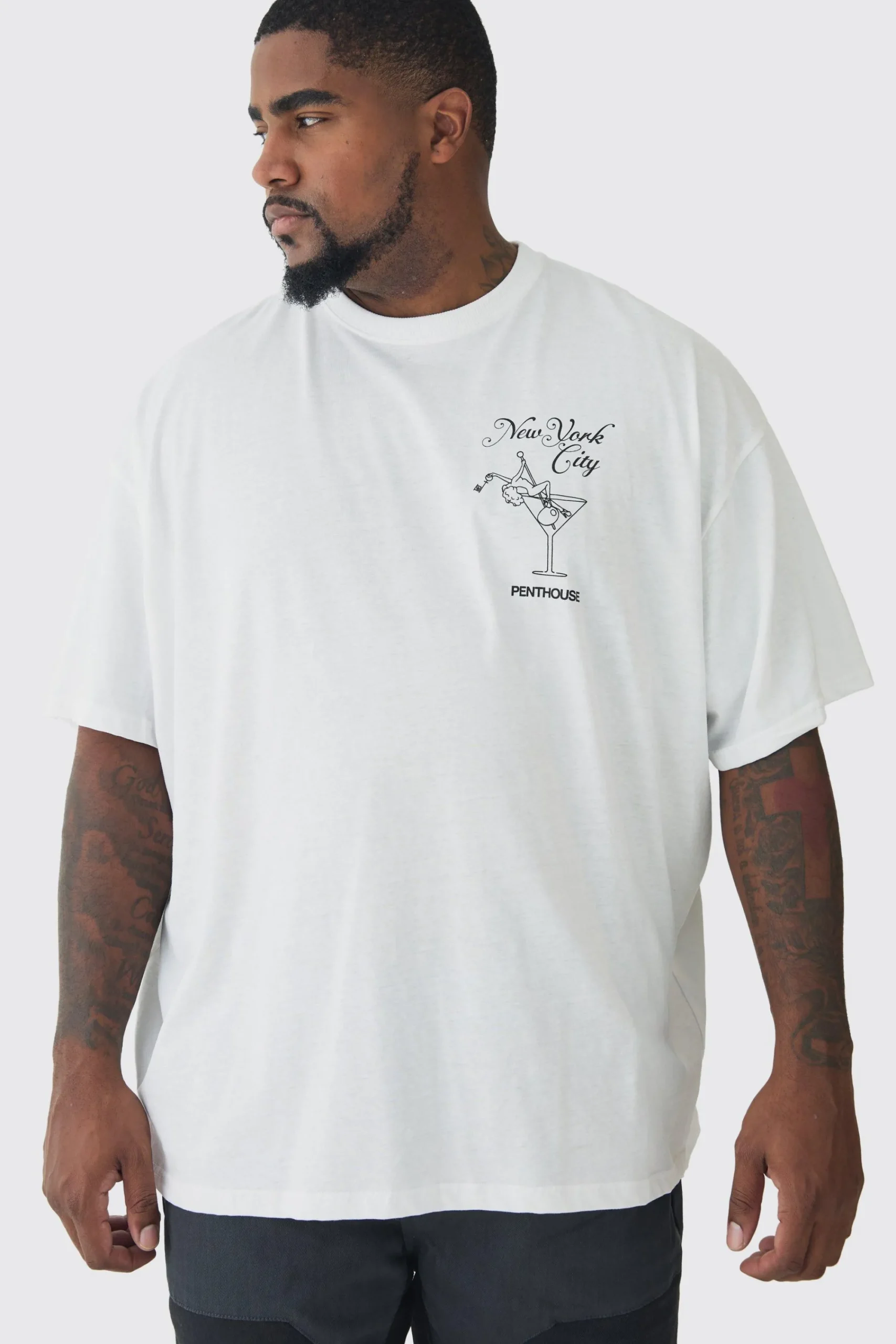 Plus Oversized Penthouse Magazine License T-Shirt | UK^boohooMAN Online