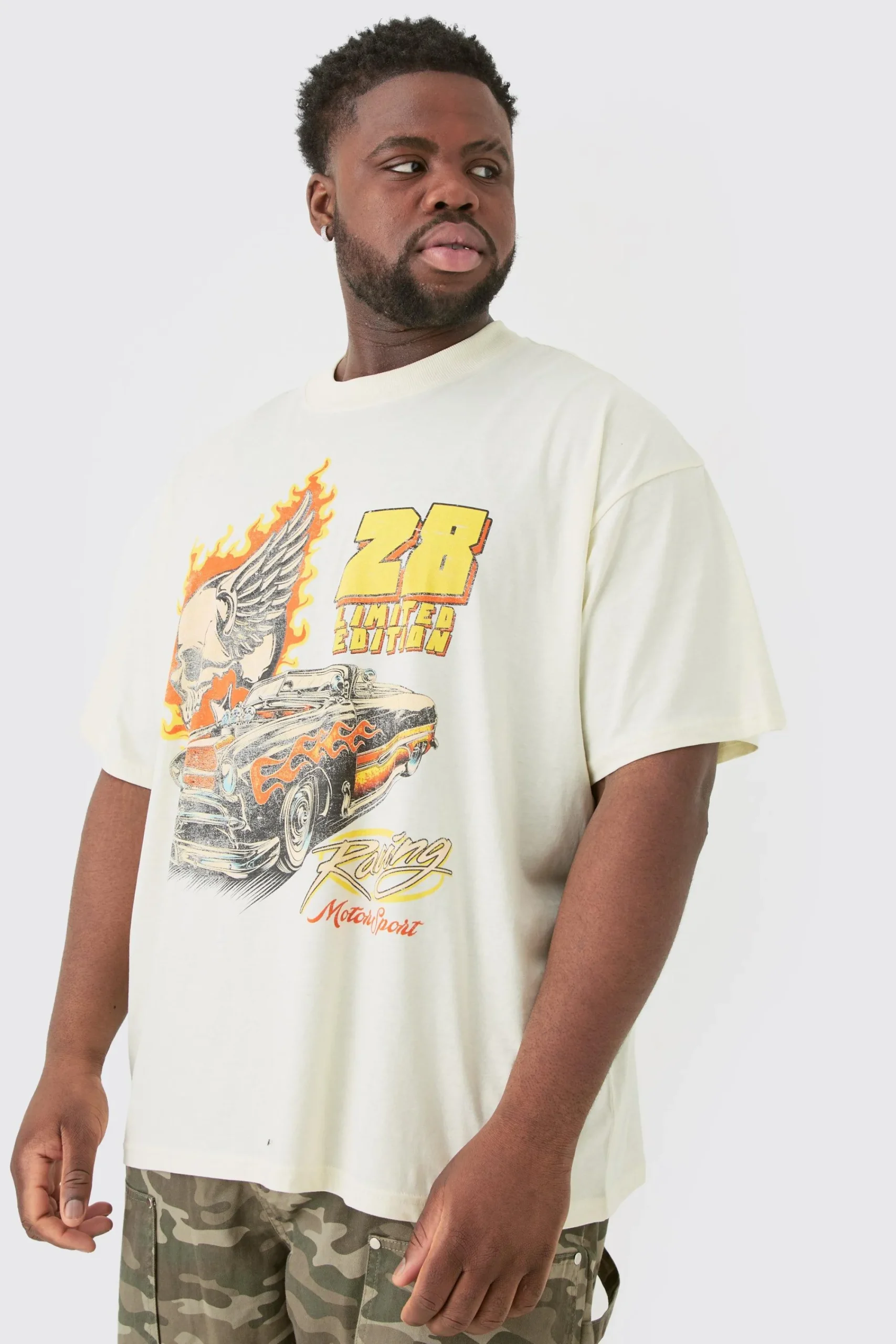 Plus Oversized Skull Car Graphic T-shirt | UK^boohooMAN