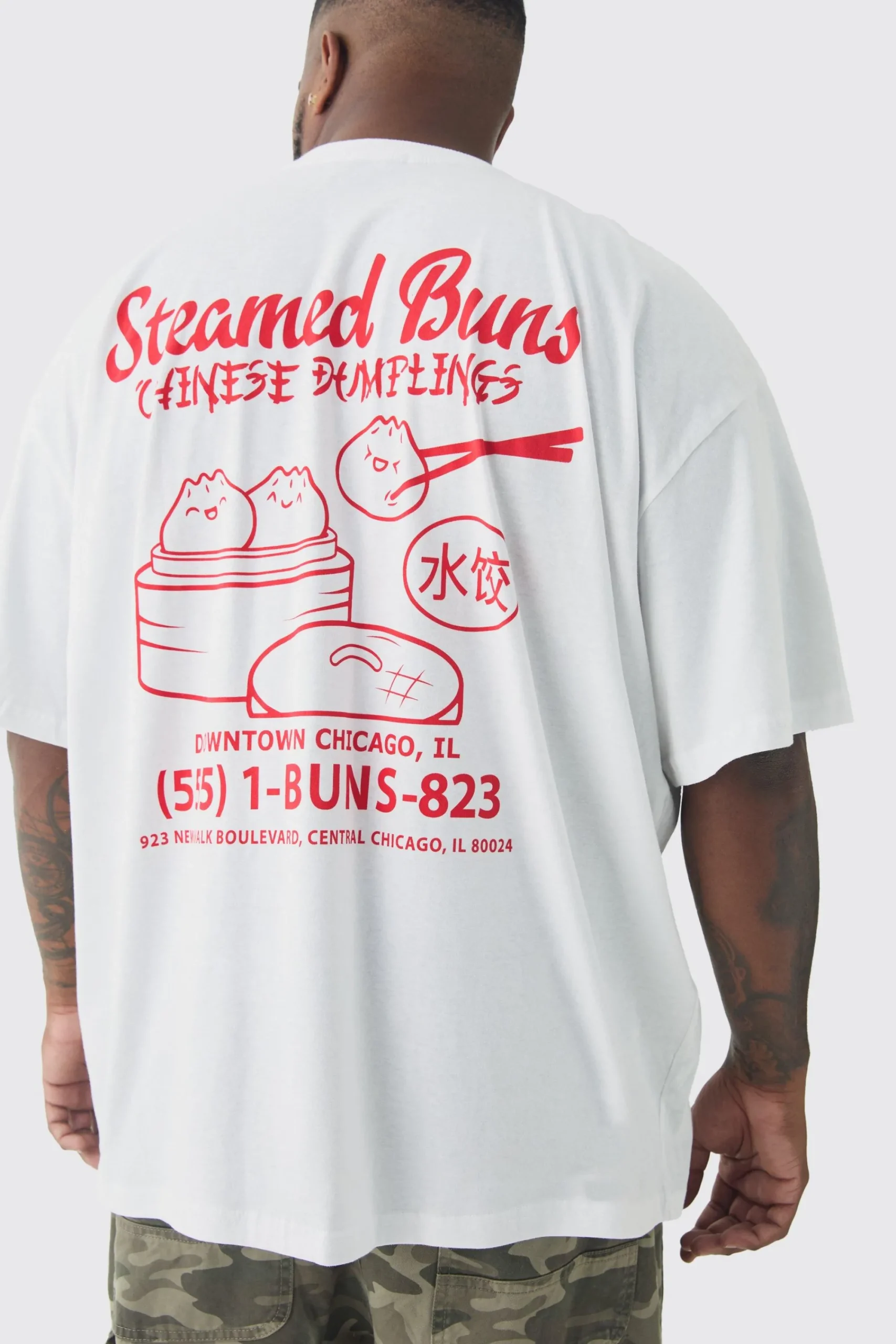 Plus Oversized Steamed Dumplings Graphic T-Shirt | UK^boohooMAN Outlet