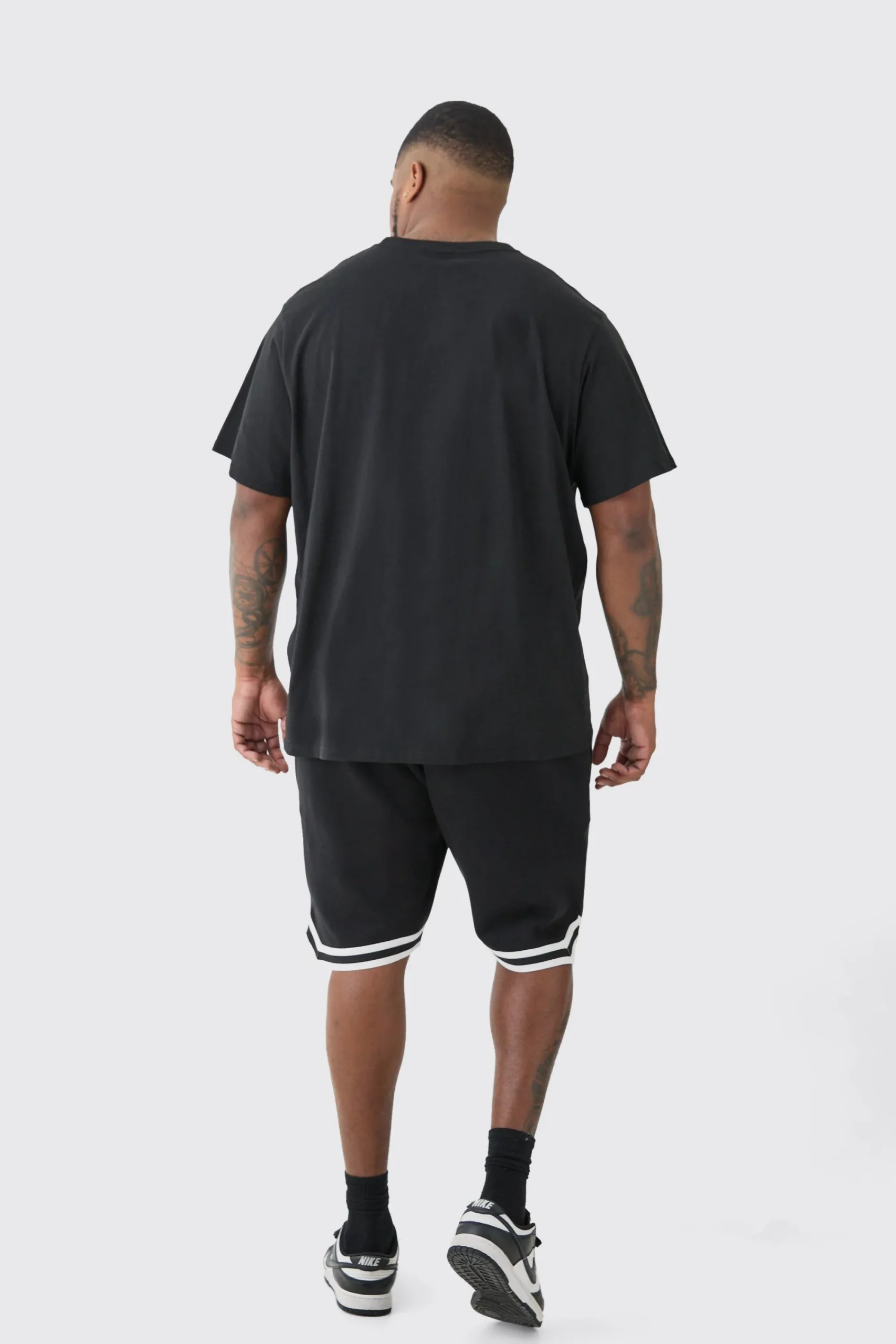 Plus Paris Toronto Print T-shirt | UK^boohooMAN Outlet