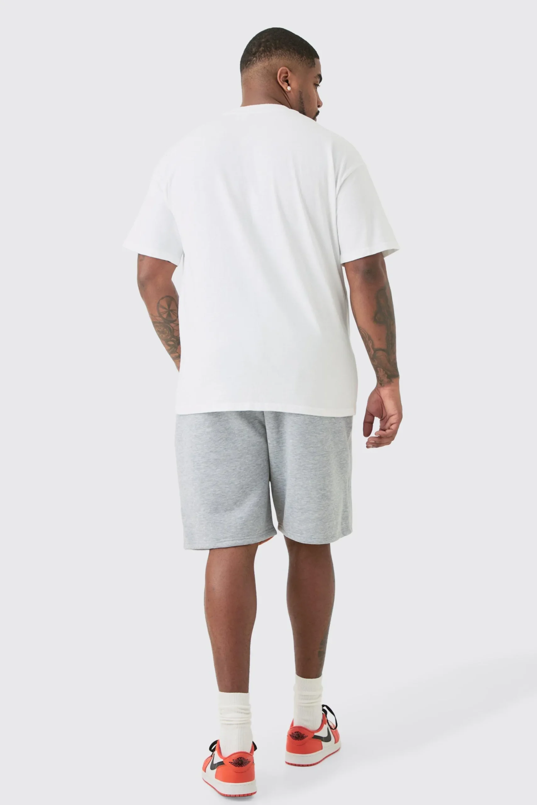 boohooMAN Plus Relaxed Gothic Man Graffiti Spray Short | UK| Shorts