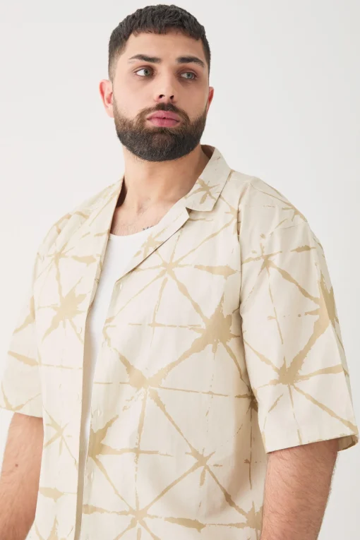 boohooMAN Plus Short Sleeve Drop Revere Abstract Poplin Print Shirt | UK| Shirts
