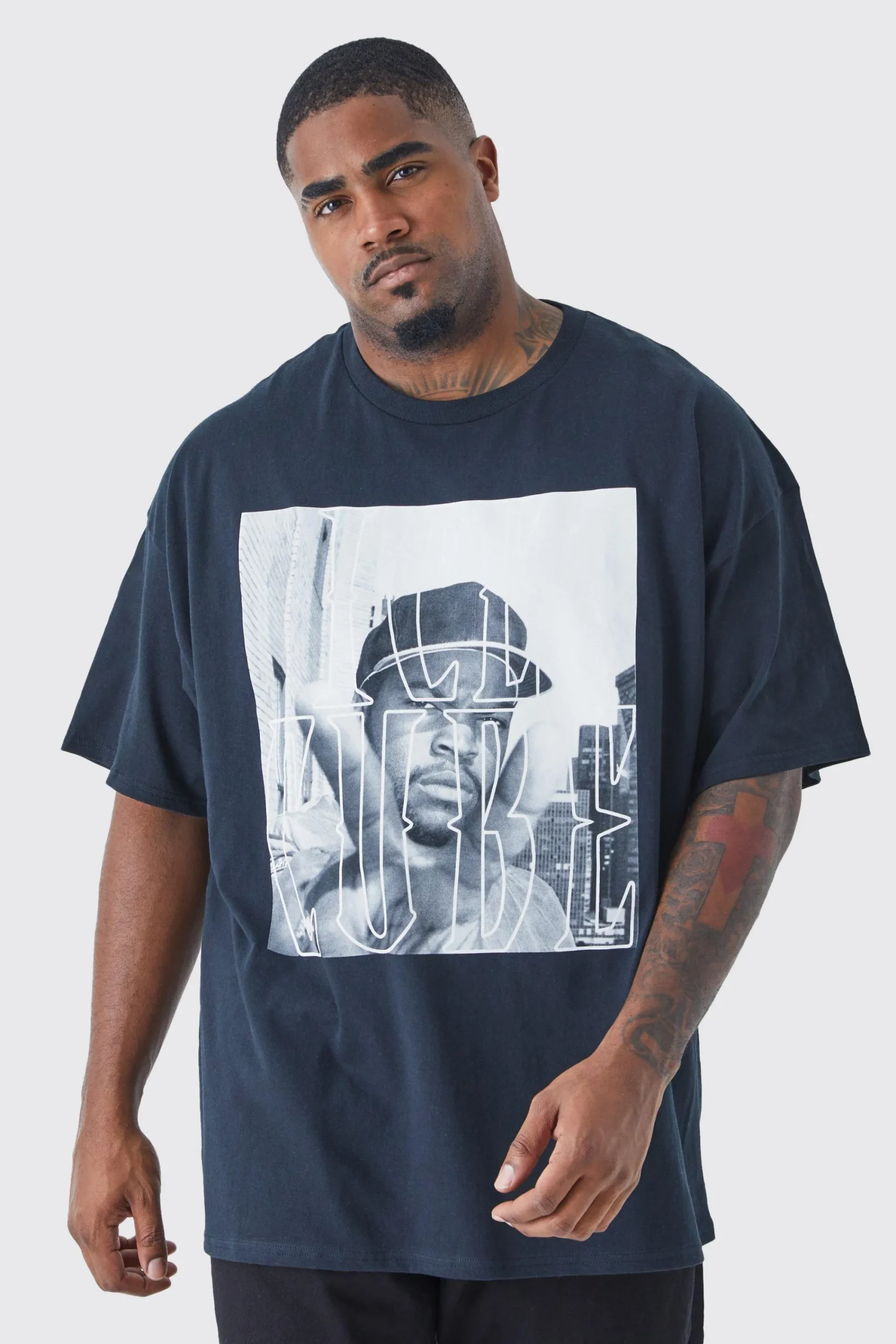 Plus Size Ice Cube Chest Print License T-shirt | UK^boohooMAN Hot