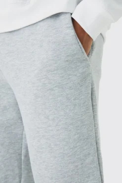 boohooMAN Regular Fit Basic Split Hem Jogger | UK| Trousers|Joggers