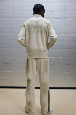 boohooMAN Regular Fit Gusset Panel Washed Stencil Spray Joggers | UK| Trousers|Joggers