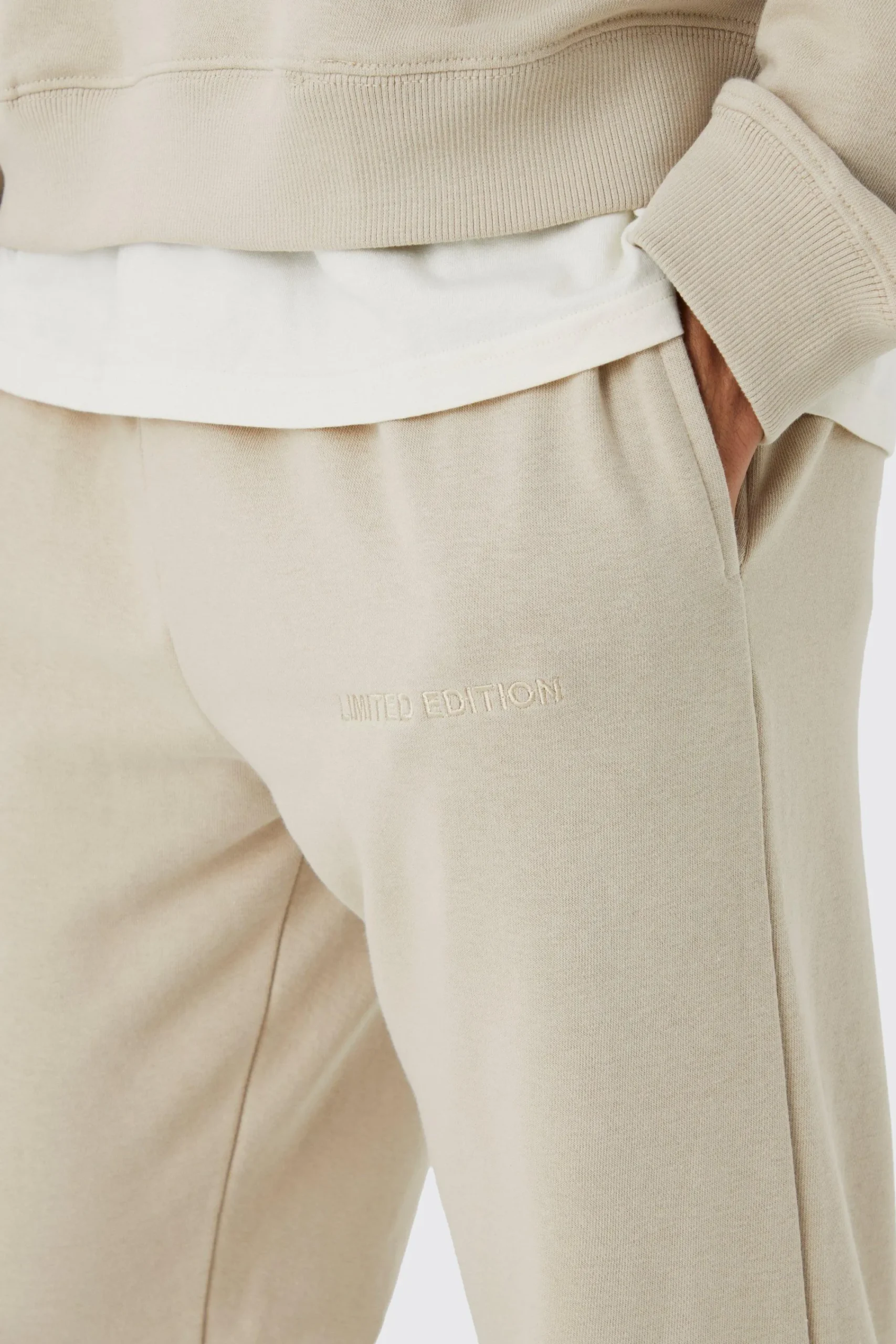 boohooMAN Regular Fit Loopback Jogger | UK| Joggers