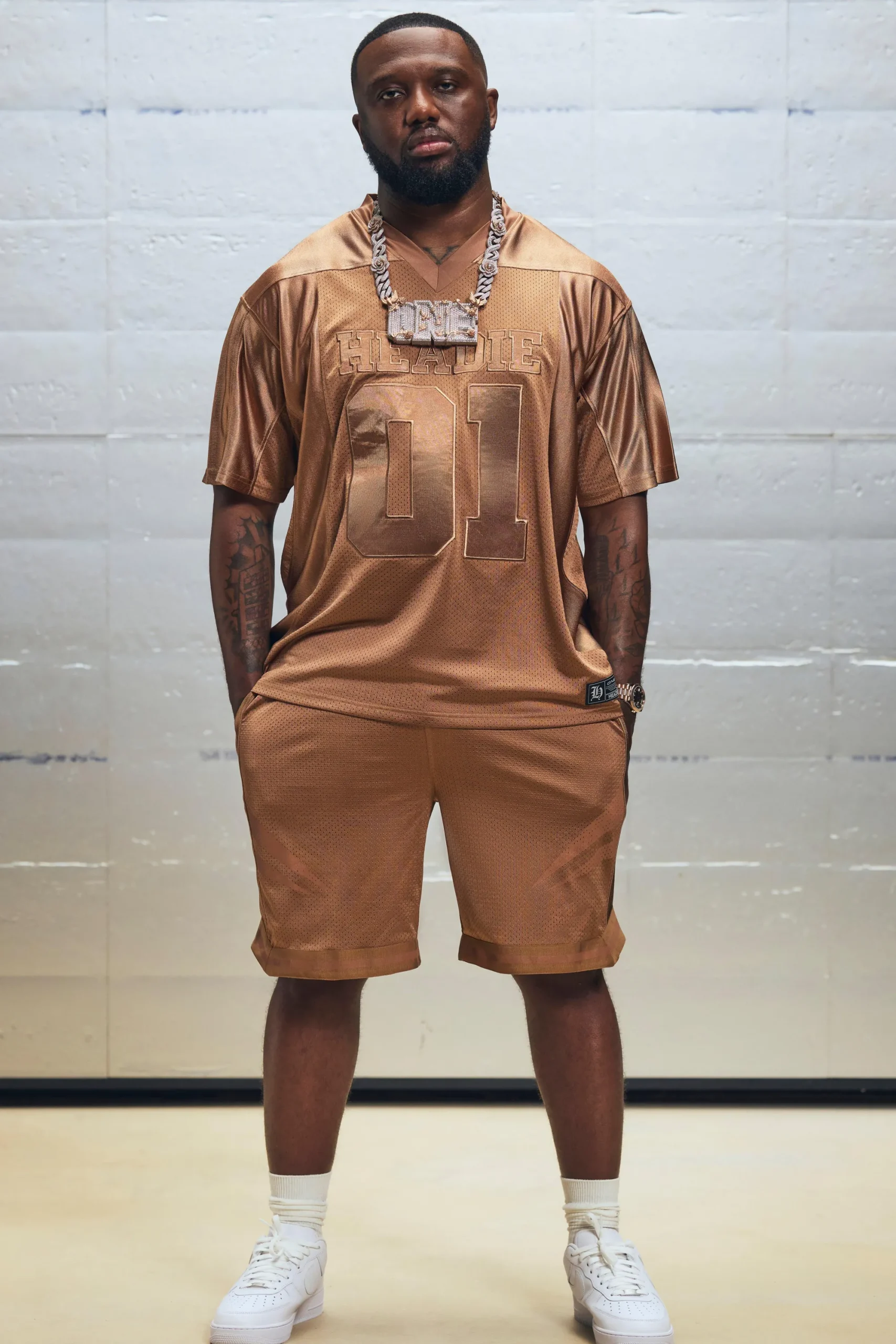 boohooMAN Regular Fit V Neck Mesh 01 T-shirt & Basketball Shorts Set | UK| Sets & Co-Ords|Tracksuits